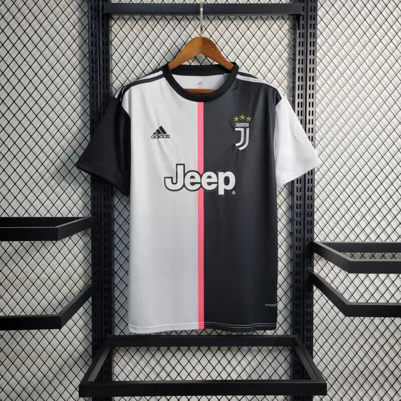 Juventus 19/20 Home Kit