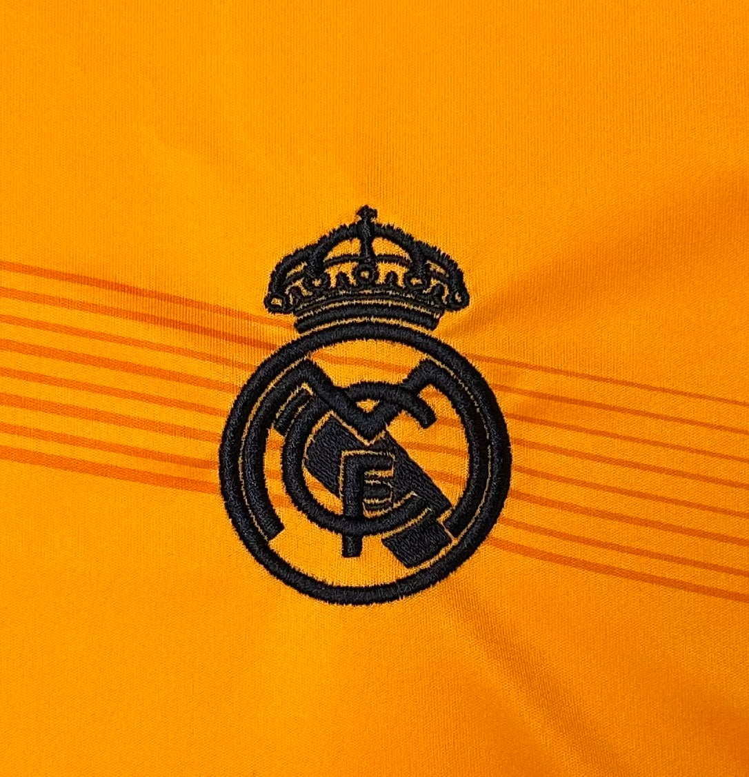 Real Madrid 24-25 second away kit