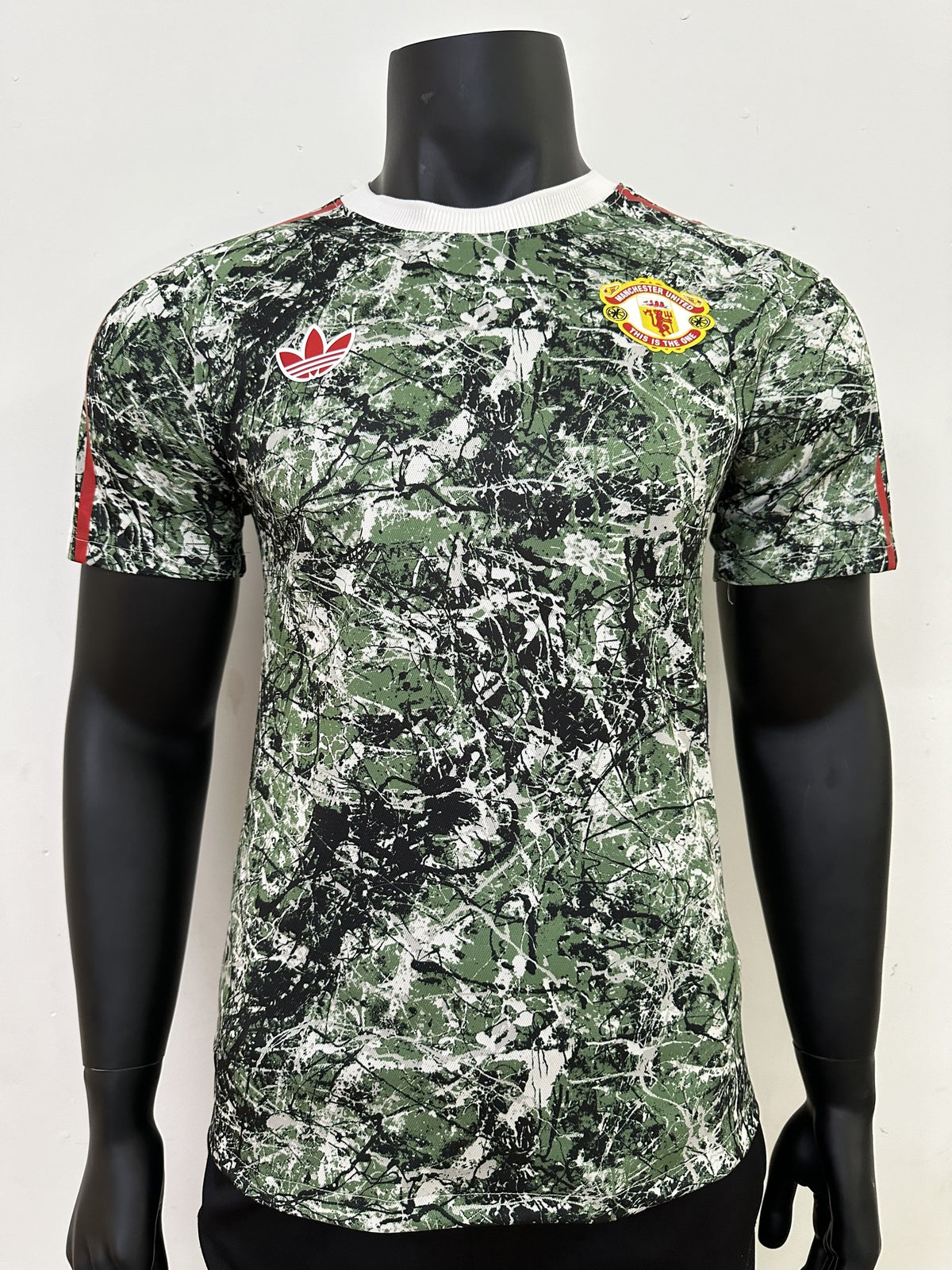 Manchester United Player 24/25 Collaboration Special Edition Kit – image 2