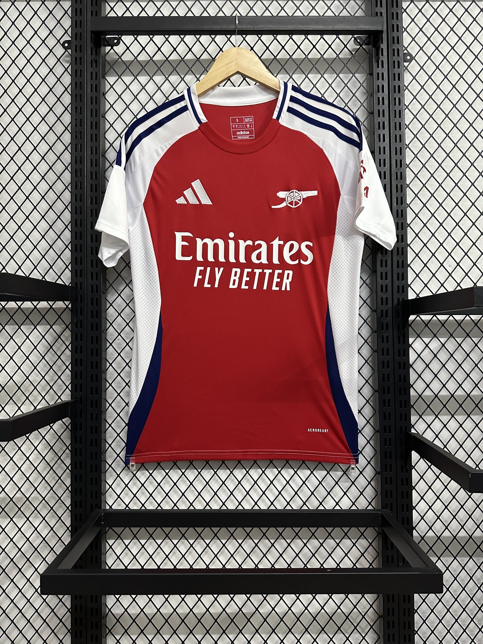 Arsenal 24/25 Home Kit – image 1