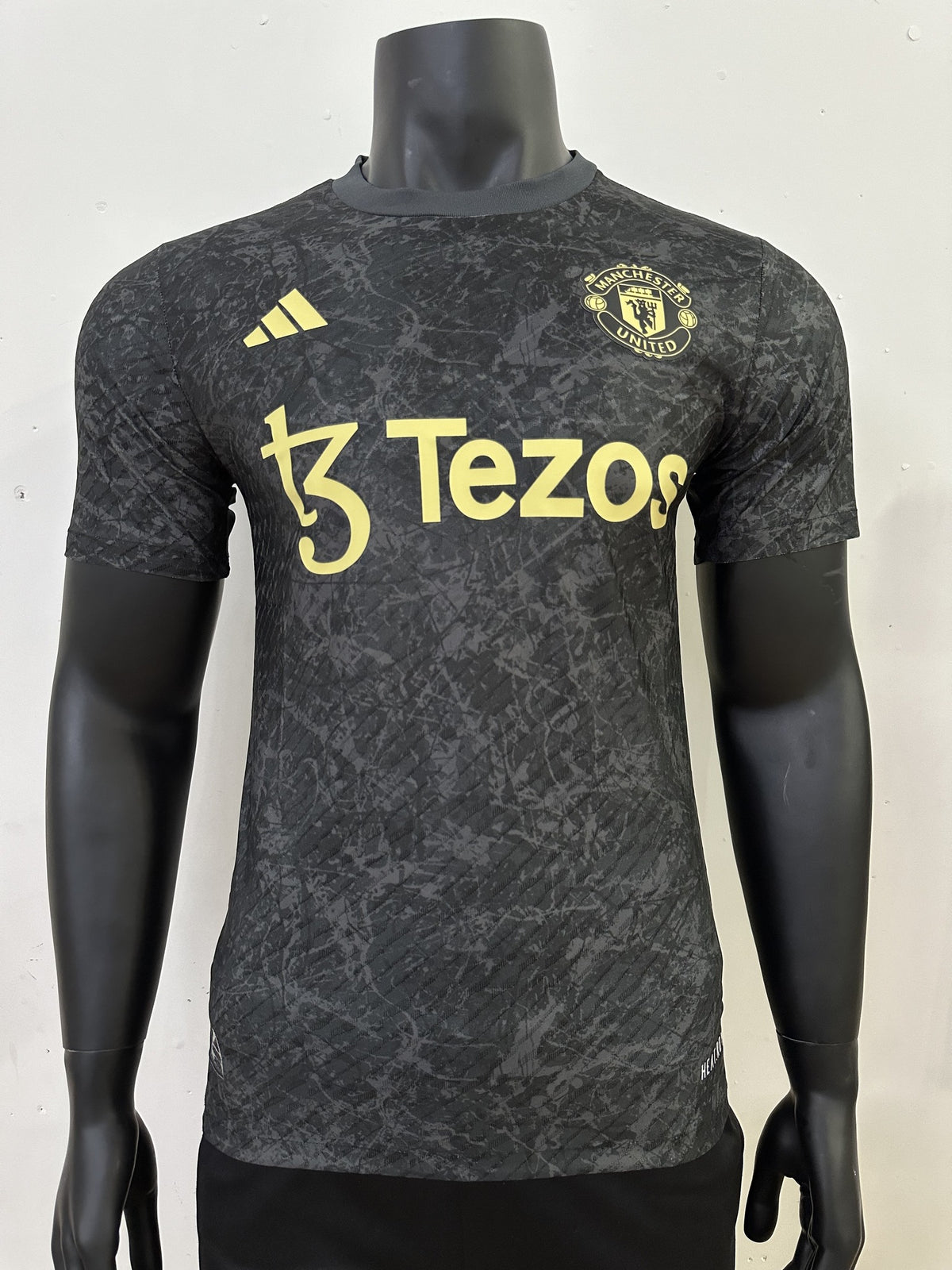 Manchester United Player 23/24 Collaboration Black Special Edition Kit – image 1