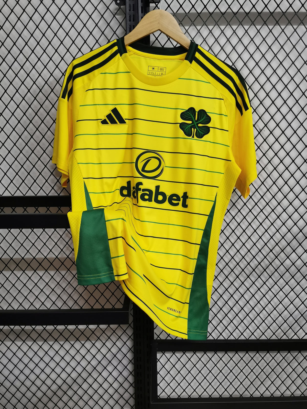 Celtic 24/25 Away Kit – image 1