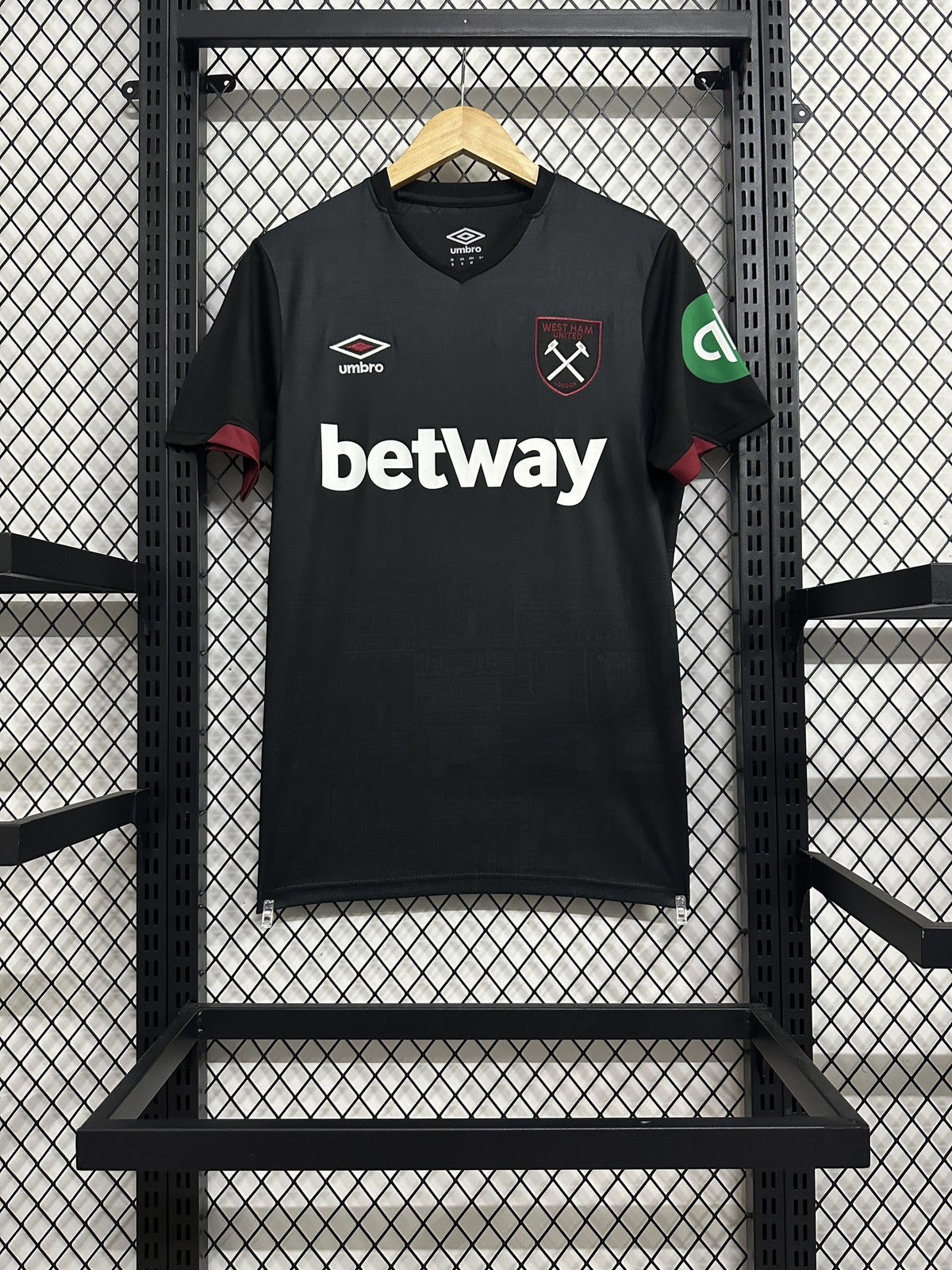 West Ham United 24/25 Away Kit – image 1