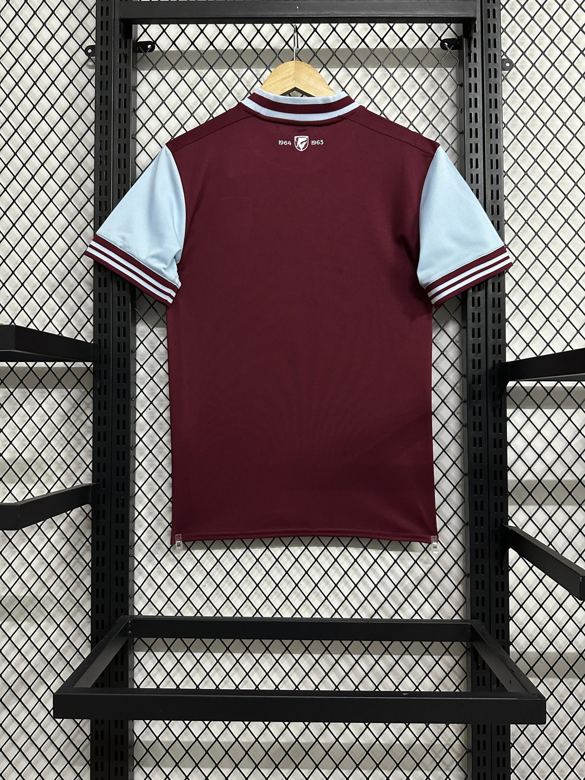 West Ham United 24/25 Home Kit – image 2