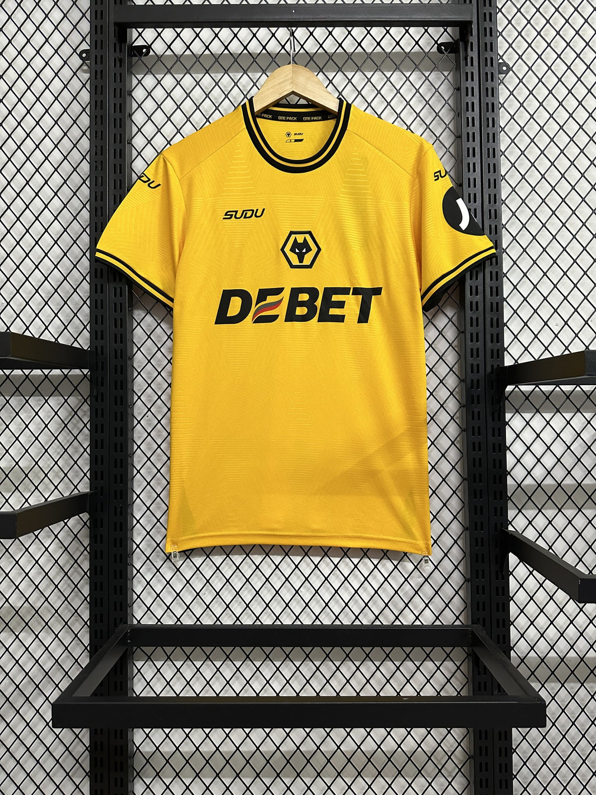 Wolverhampton 24/25 Home Kit – image 1