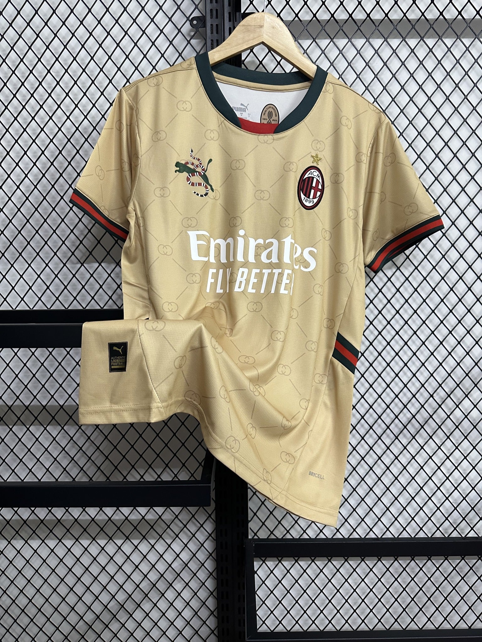 AC Milan 24/25 Collaboration Special Edition Kit – image 3