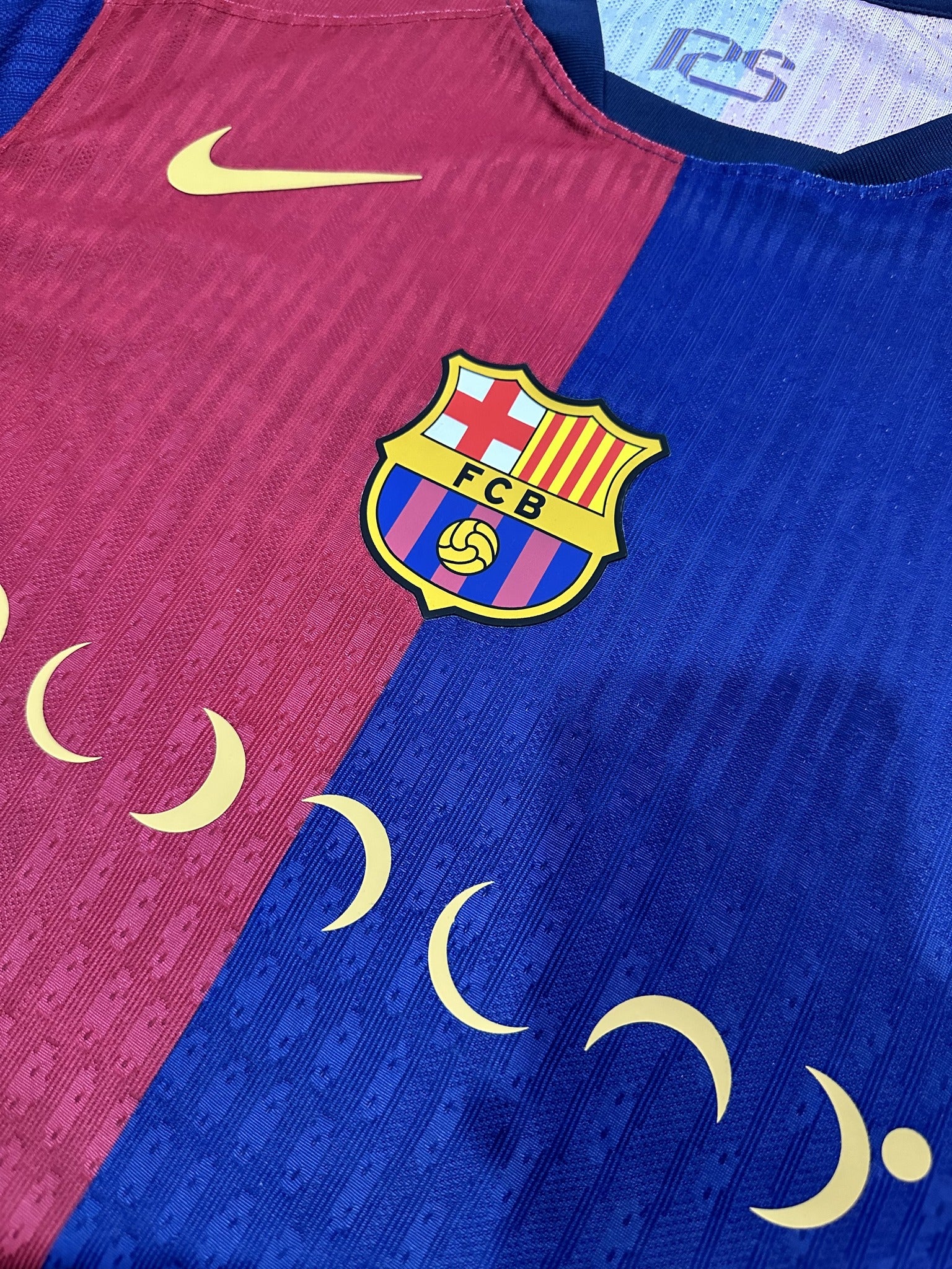 Barcelona Player 24/25 Home Music Festival Special Edition Kit – image 3