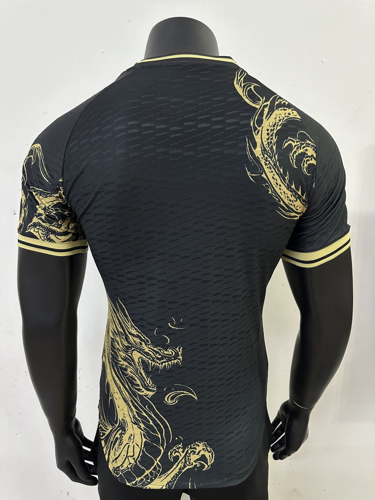 Real Madrid Player 24/25 Dragon Black Special Edition Kit – image 2