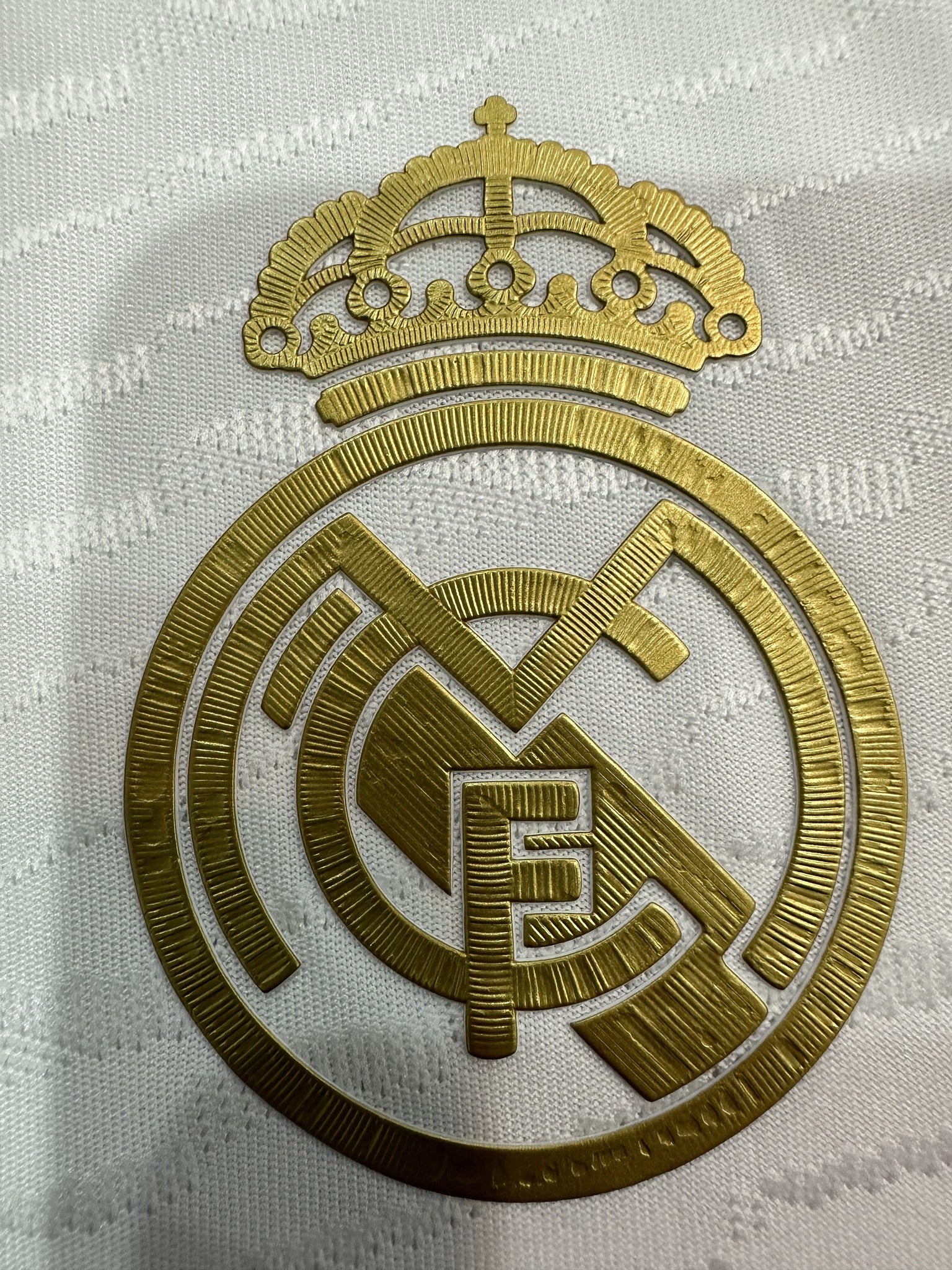 Real Madrid Player 24/25 Dragon White Special Edition Kit – image 4
