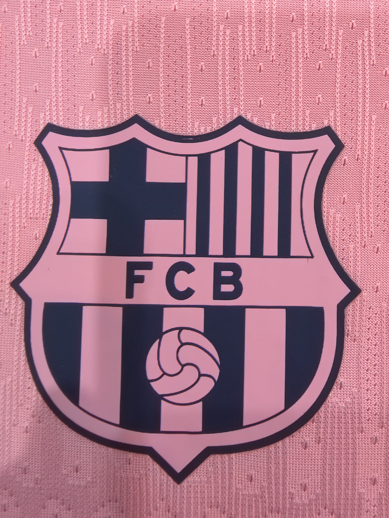 Barcelona Player 24/25 Pink Special Edition Kit – image 4