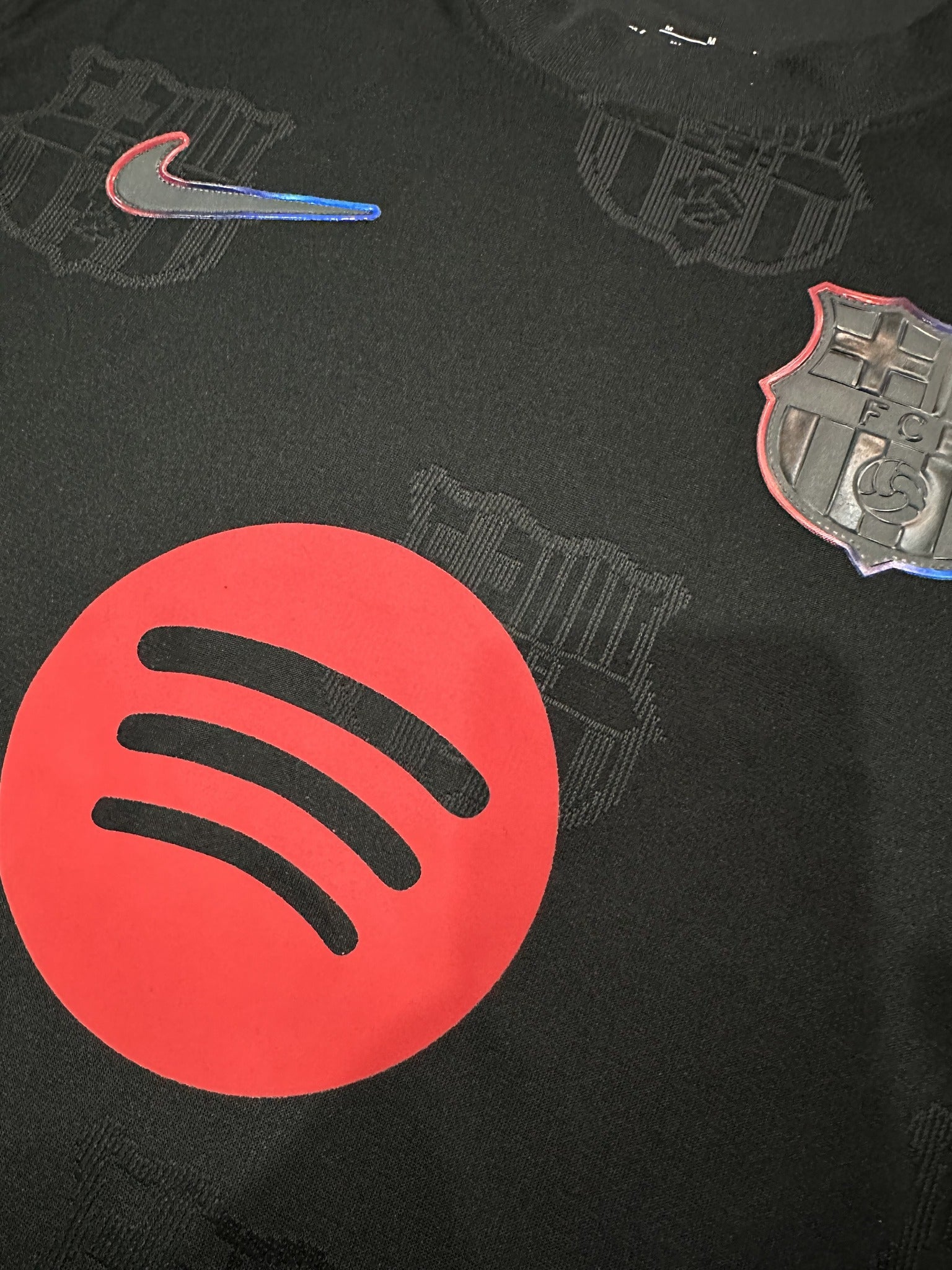 Barcelona Player 24/25 Tonal Pattern Black Special Edition Kit – image 3