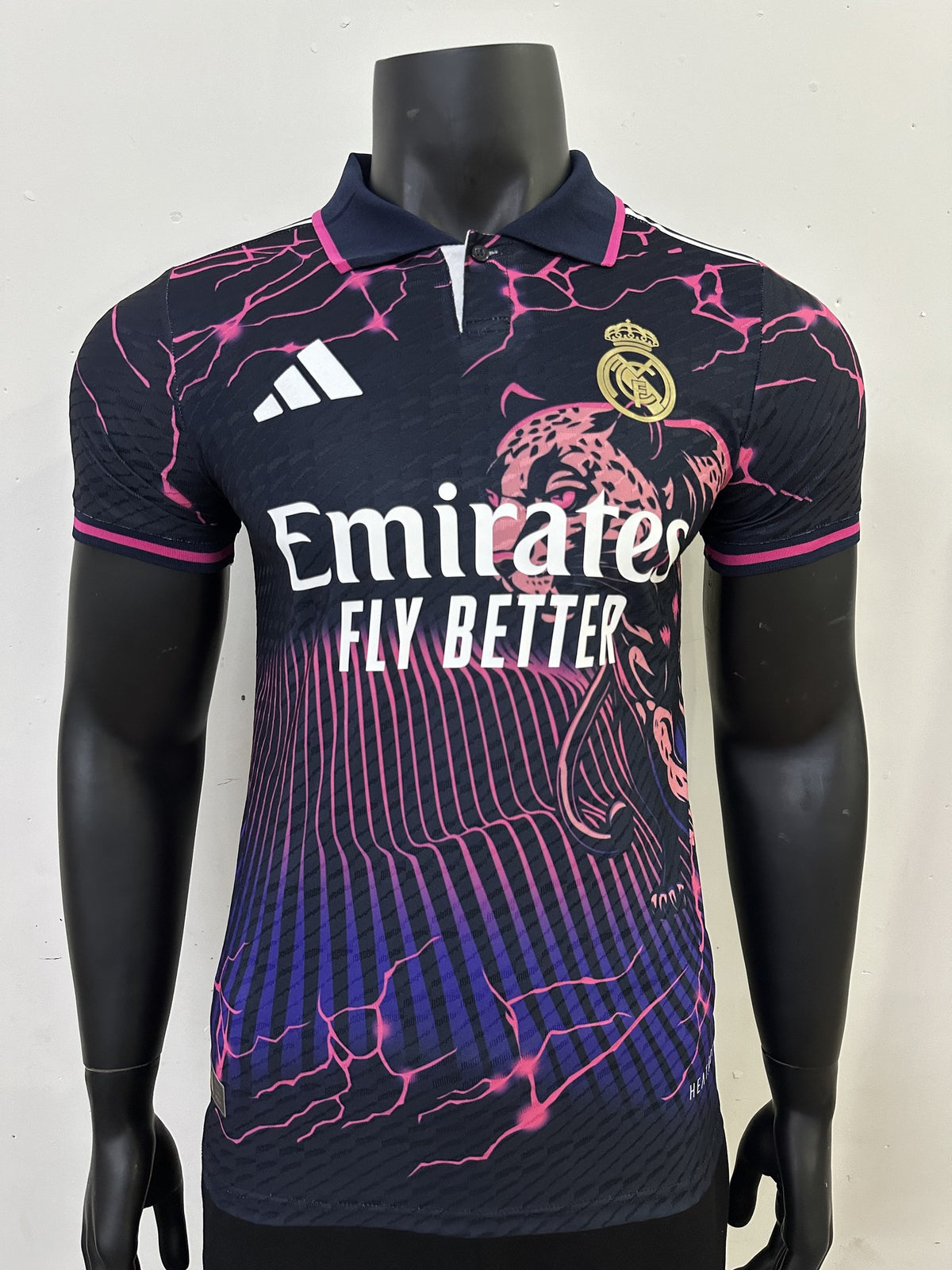 Real Madrid Player 24/25 Pink Panther Special Edition Kit – image 1