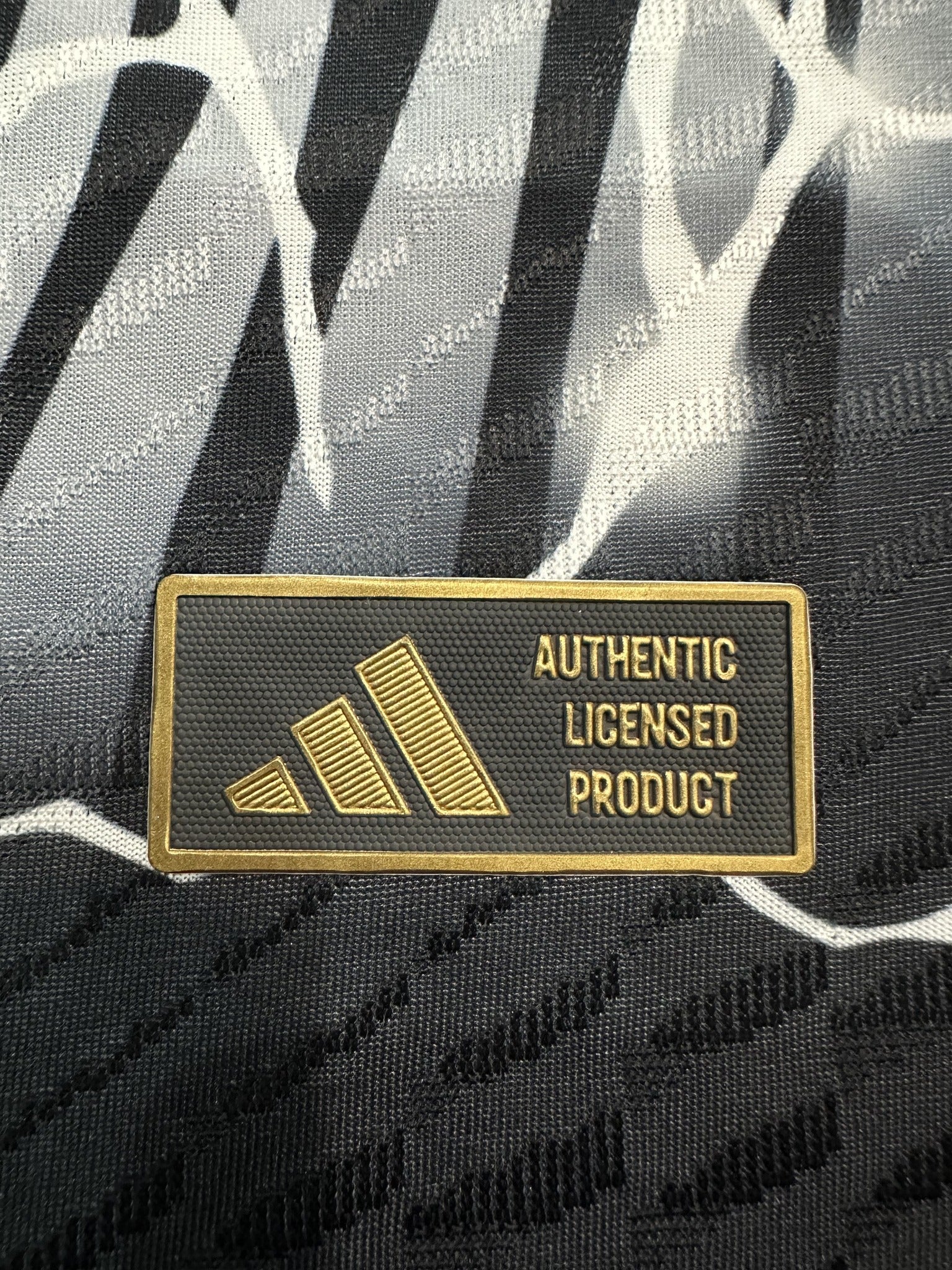Real Madrid Player 24/25 Black Panther Special Edition Kit – image 6