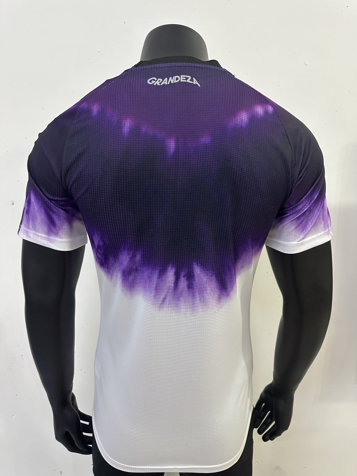 Real Madrid Player 24/25 Purple Special Edition Kit – image 2