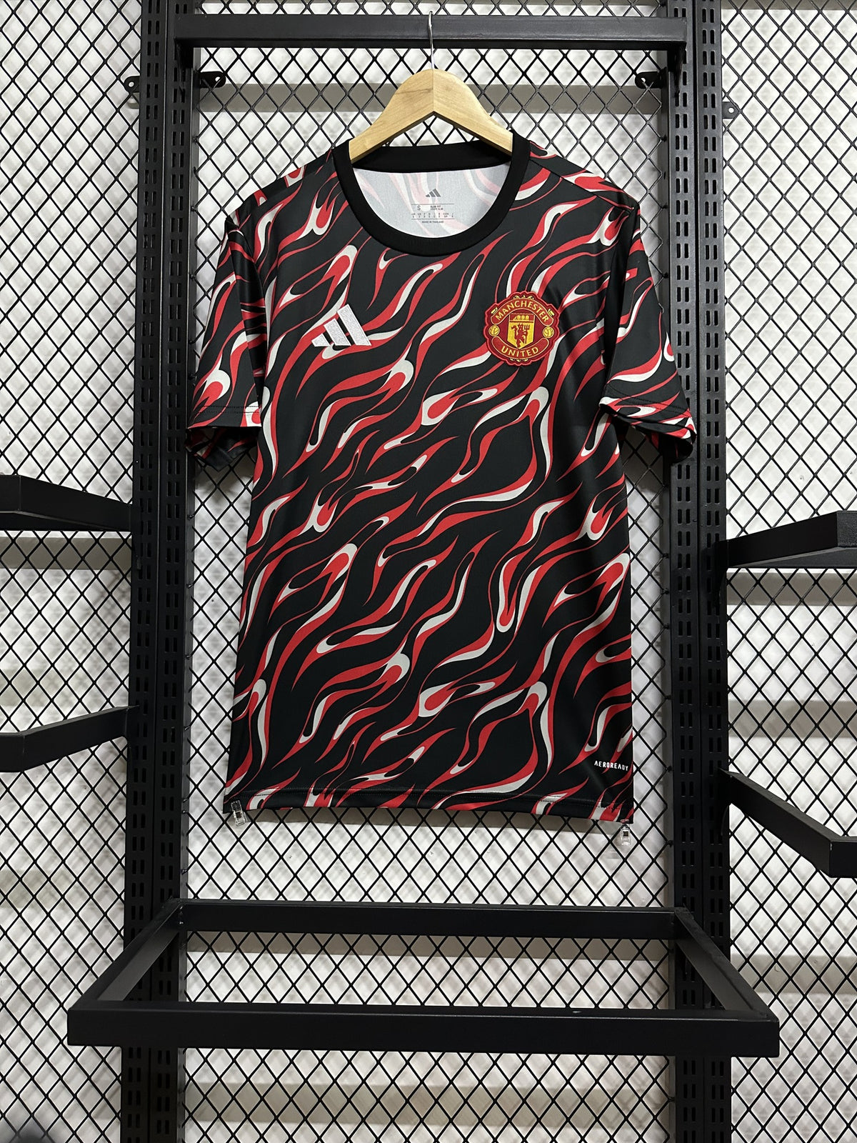 Manchester United 25/26 Training Kit – image 1