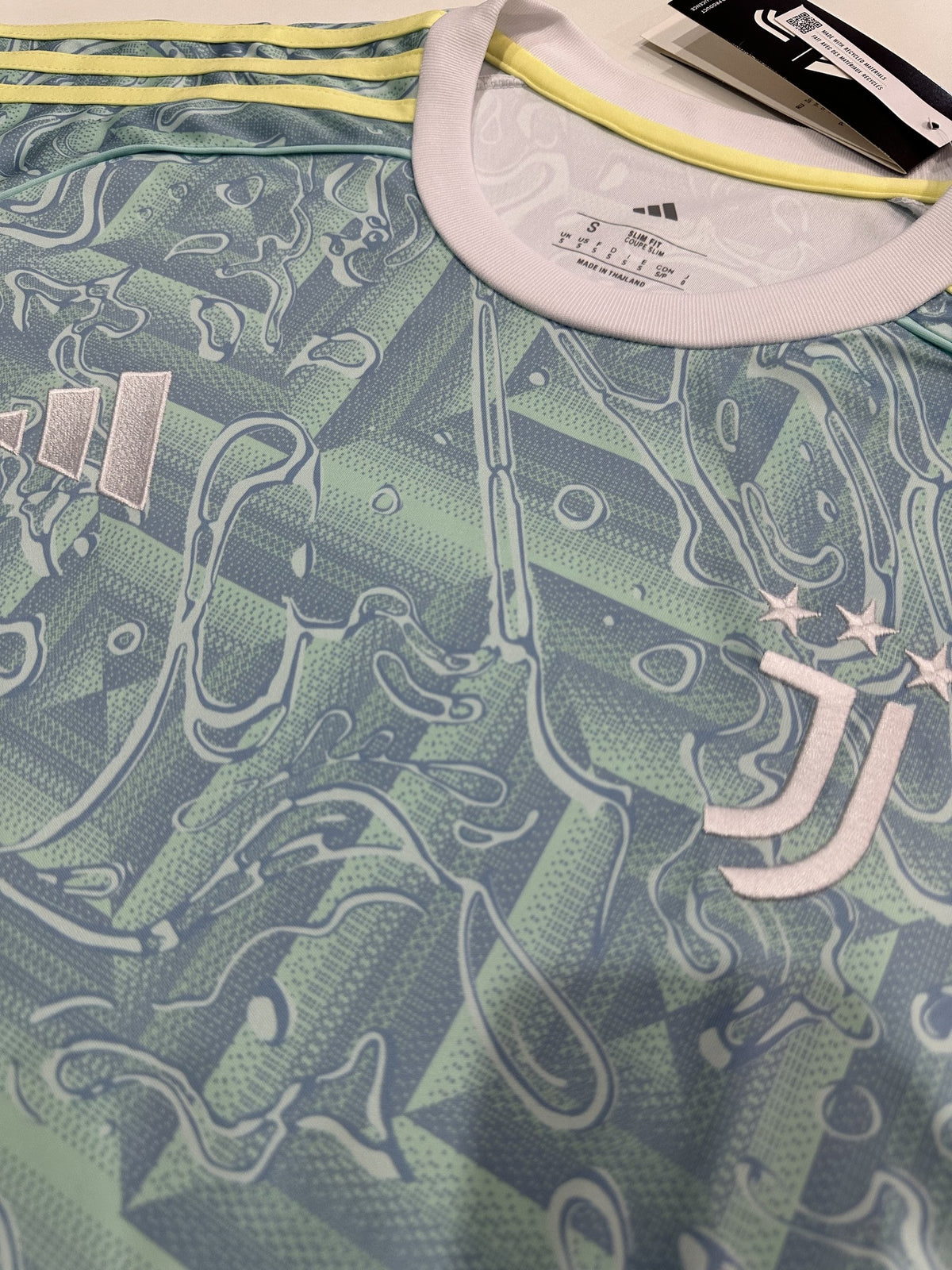 Juventus 25/26 Away Kit – image 4