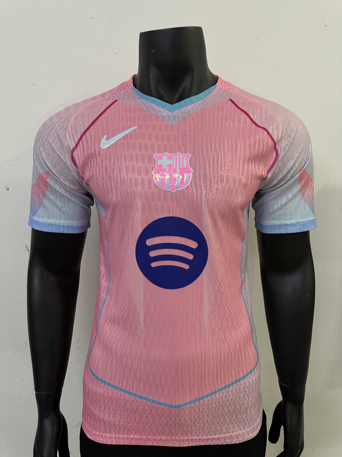 Barcelona Player 25/26 Design Light Pink Special Edition Kit – image 1