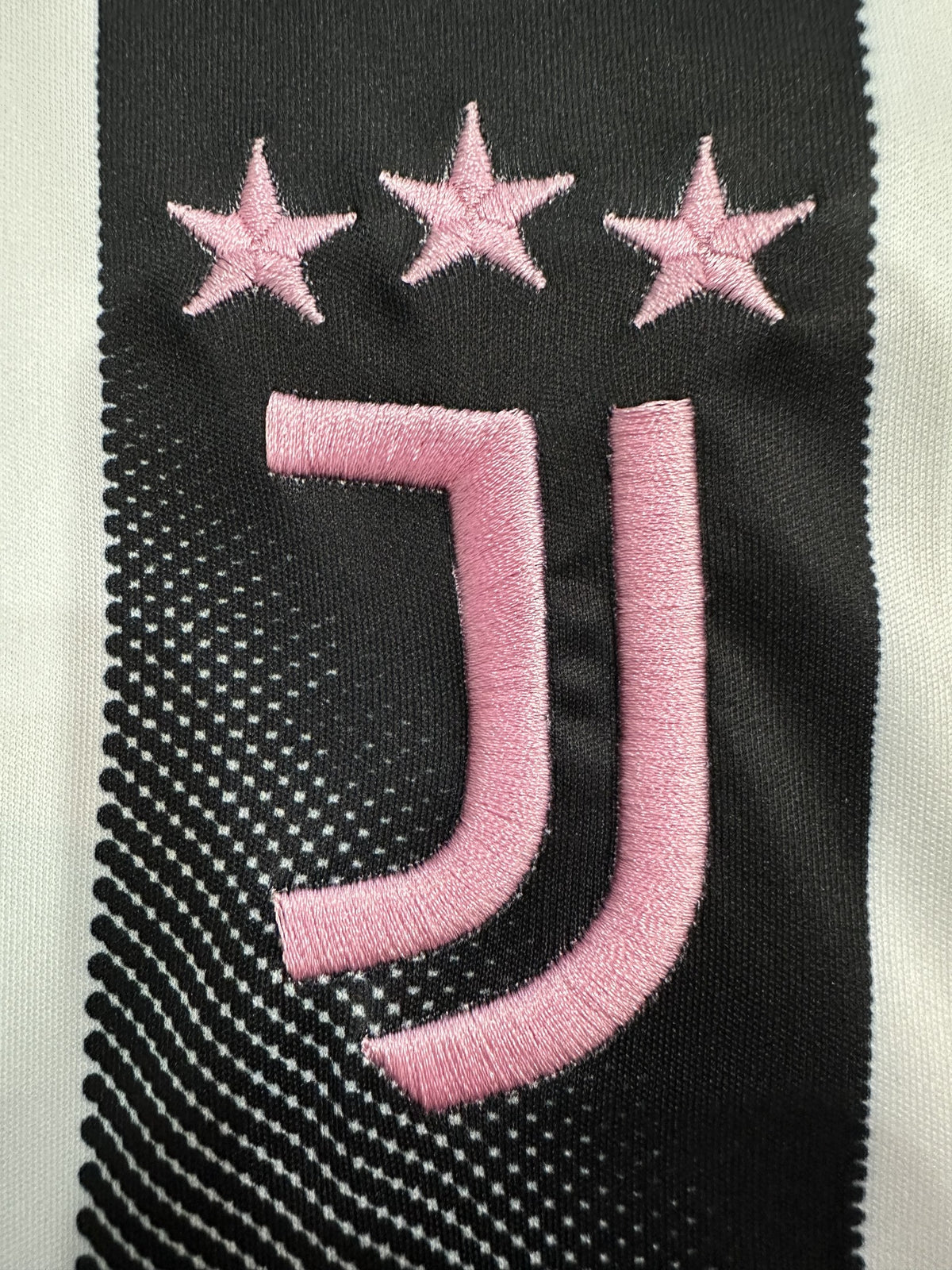 Juventus 25/26 Home Kit – image 5