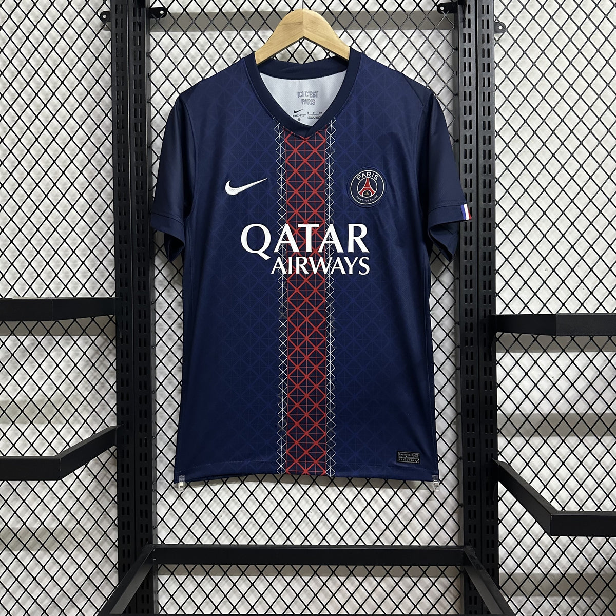 Paris Saint-Germain 25/26 Home Kit – image 1