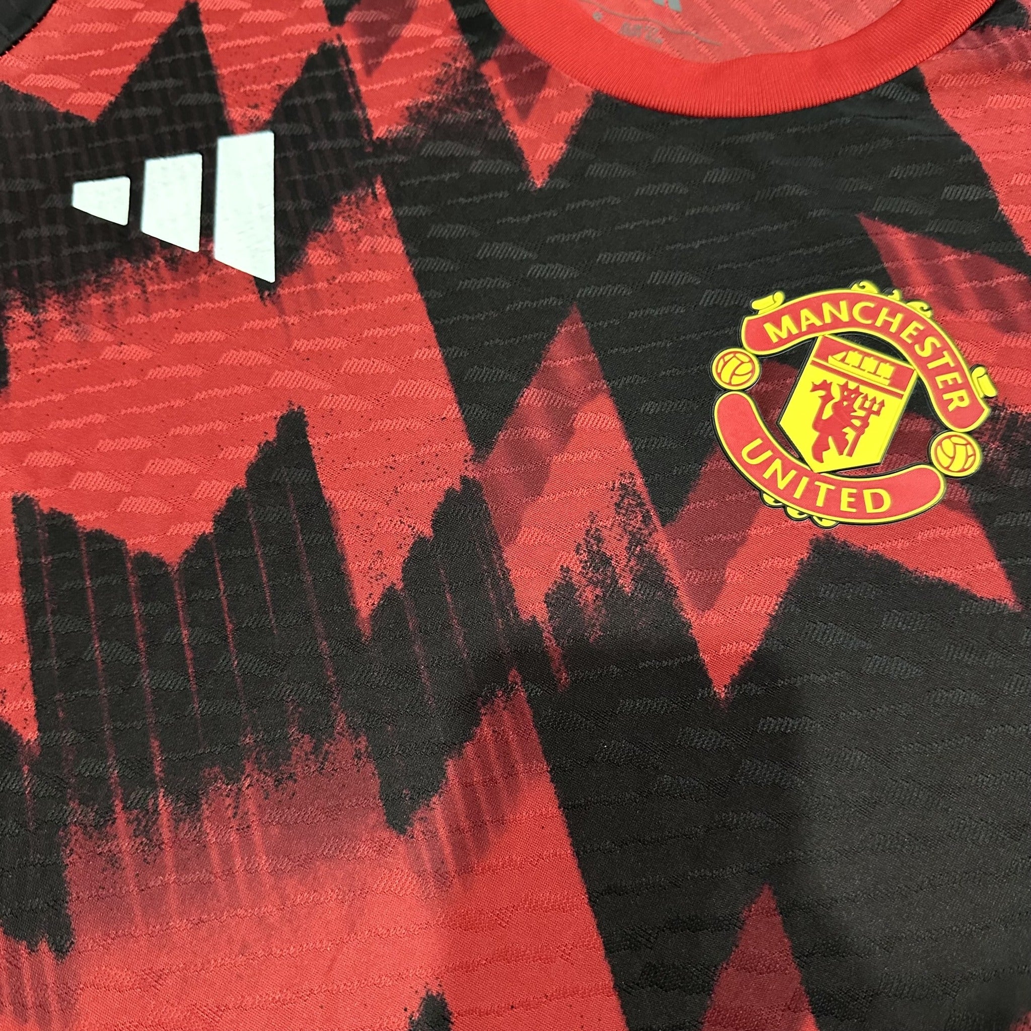 Manchester United Player 25/26 Training Kit – image 5