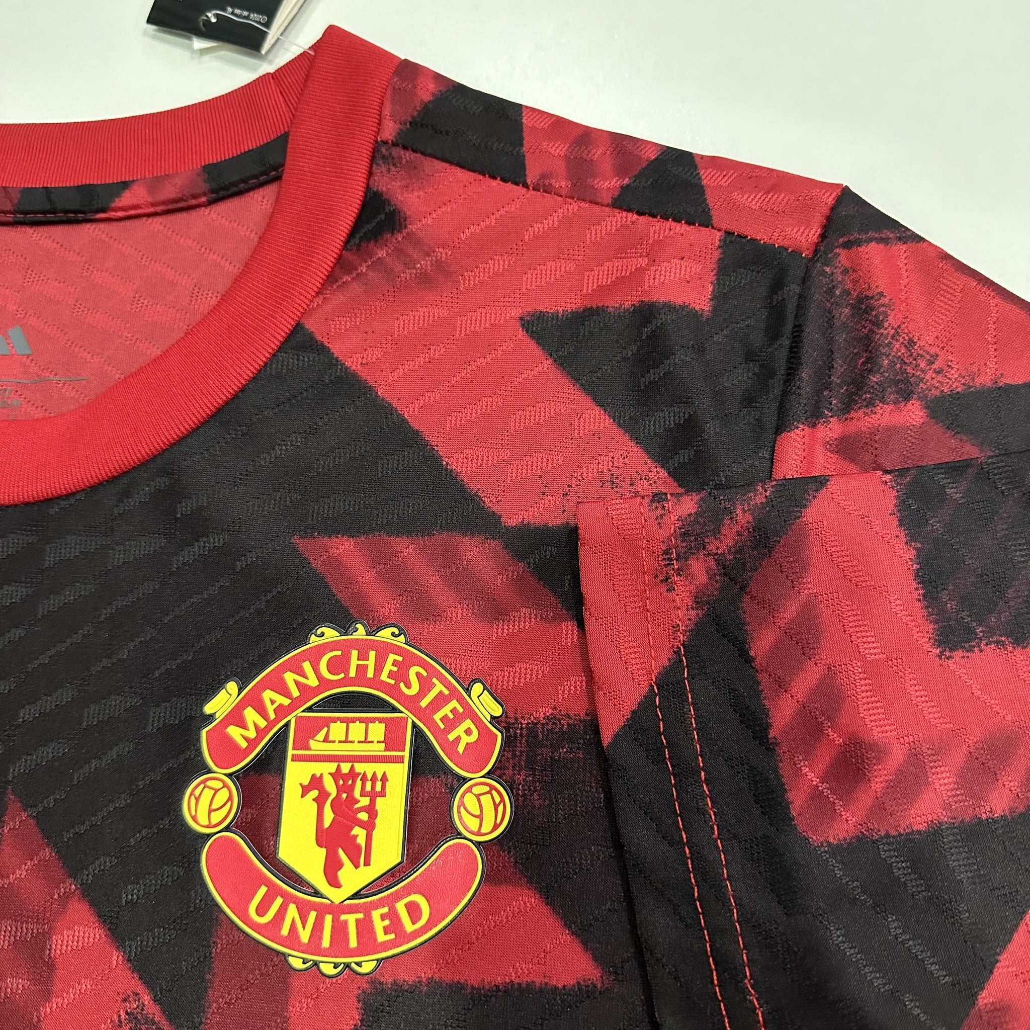 Manchester United Player 25/26 Training Kit – image 9