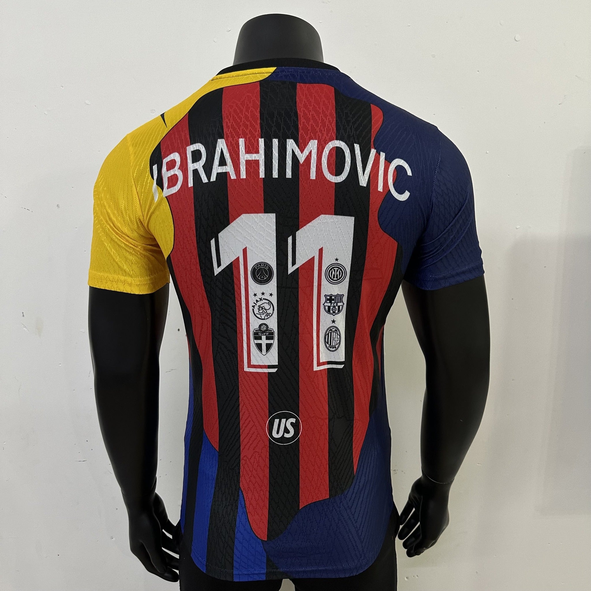 Zlatan Ibrahimovic Player 25/26 Graffiti Special Edition Kit – image 4