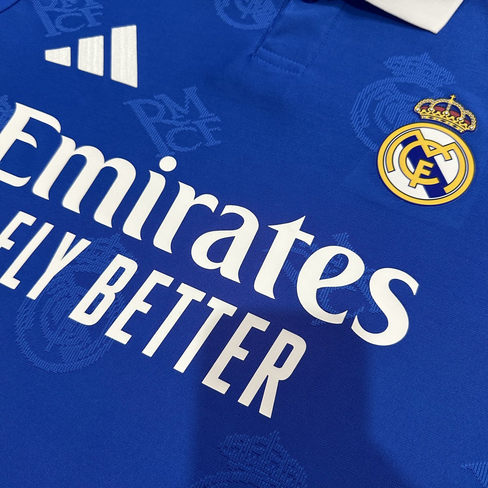 Real Madrid Player 25/26 Tonal Pattern Multicolor Blue Special Edition Kit – image 5