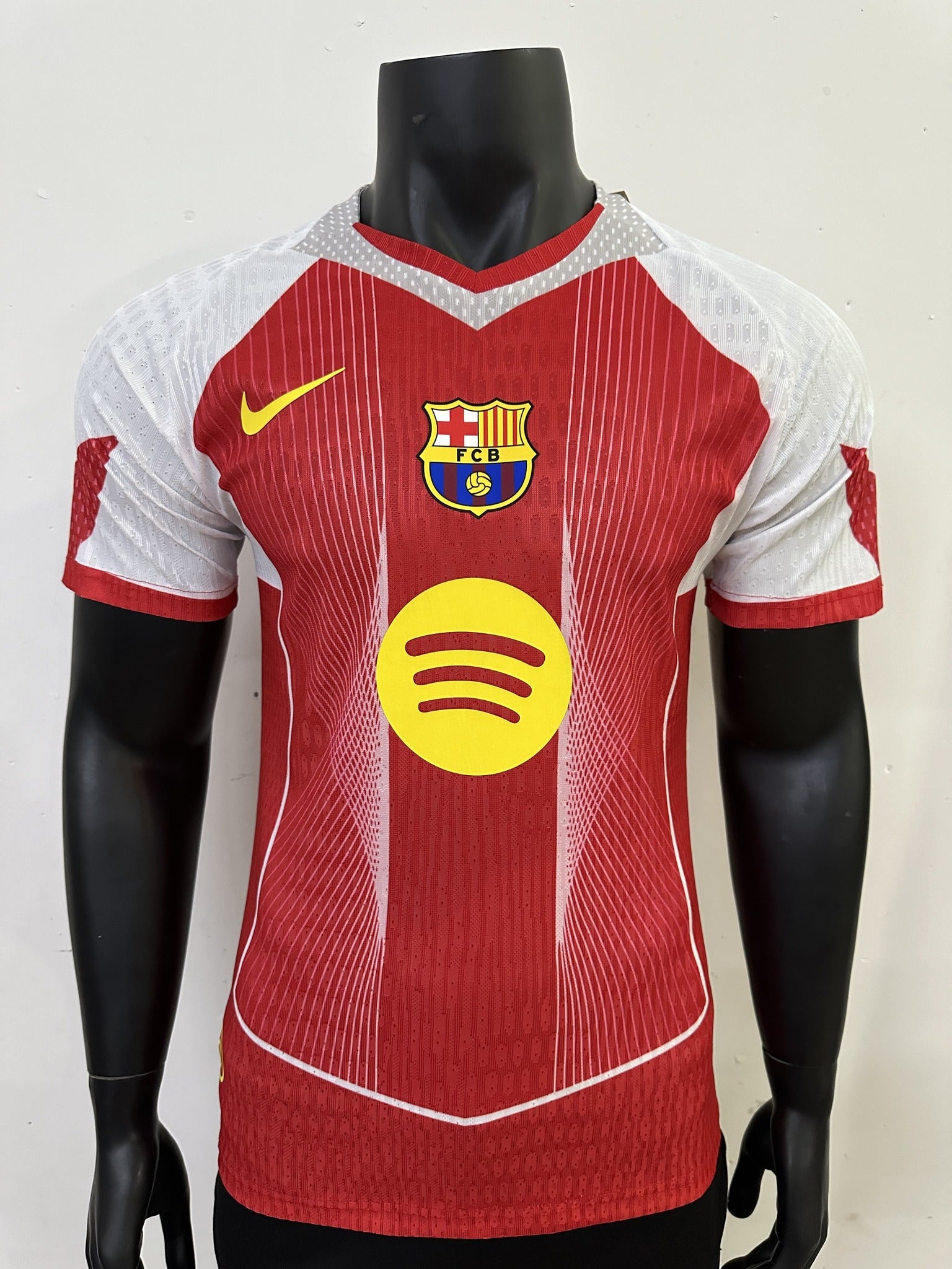 Barcelona Player 25/26 Design Red Special Edition Kit – image 1