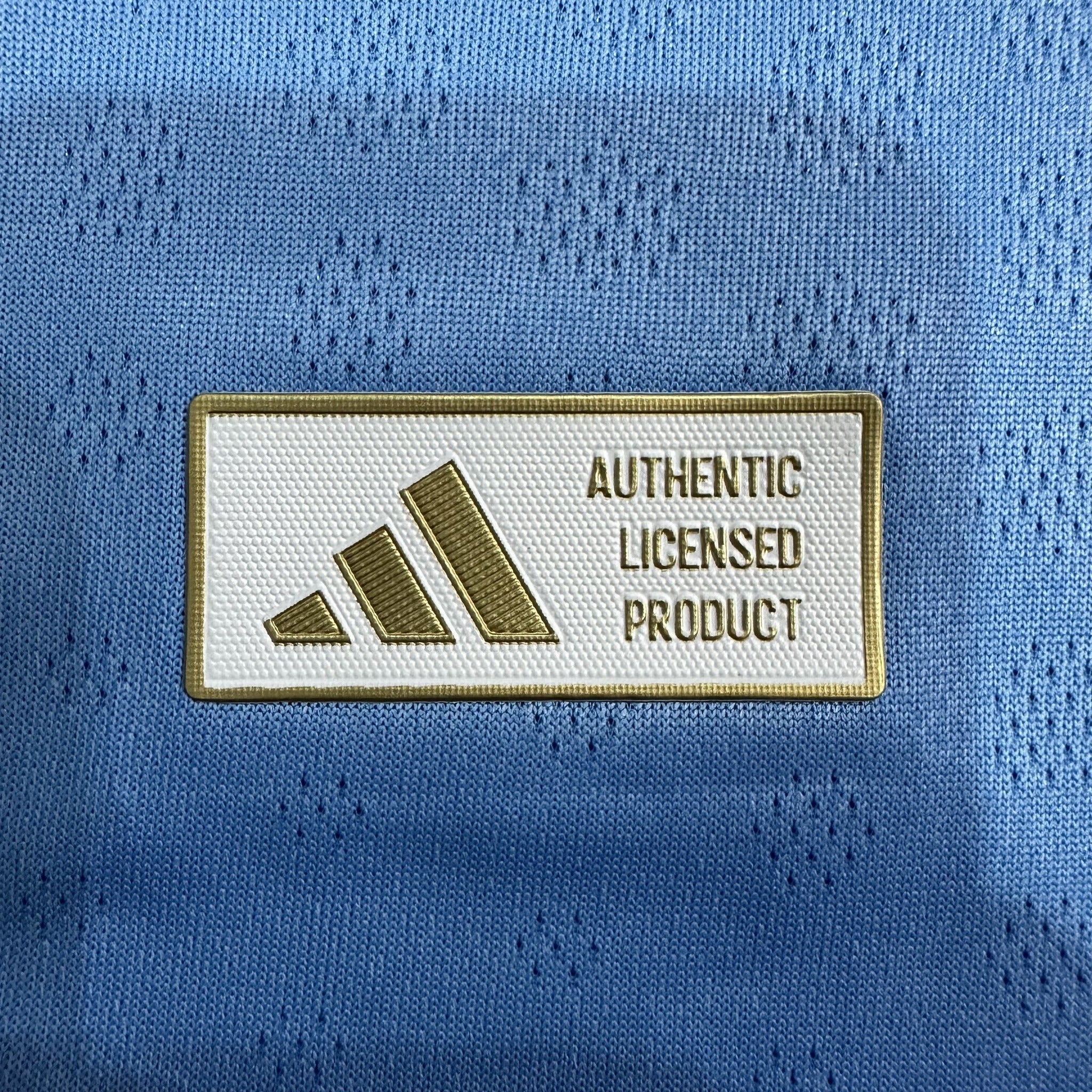 Real Madrid Player 25/26 Goalkeeper Kit – image 8