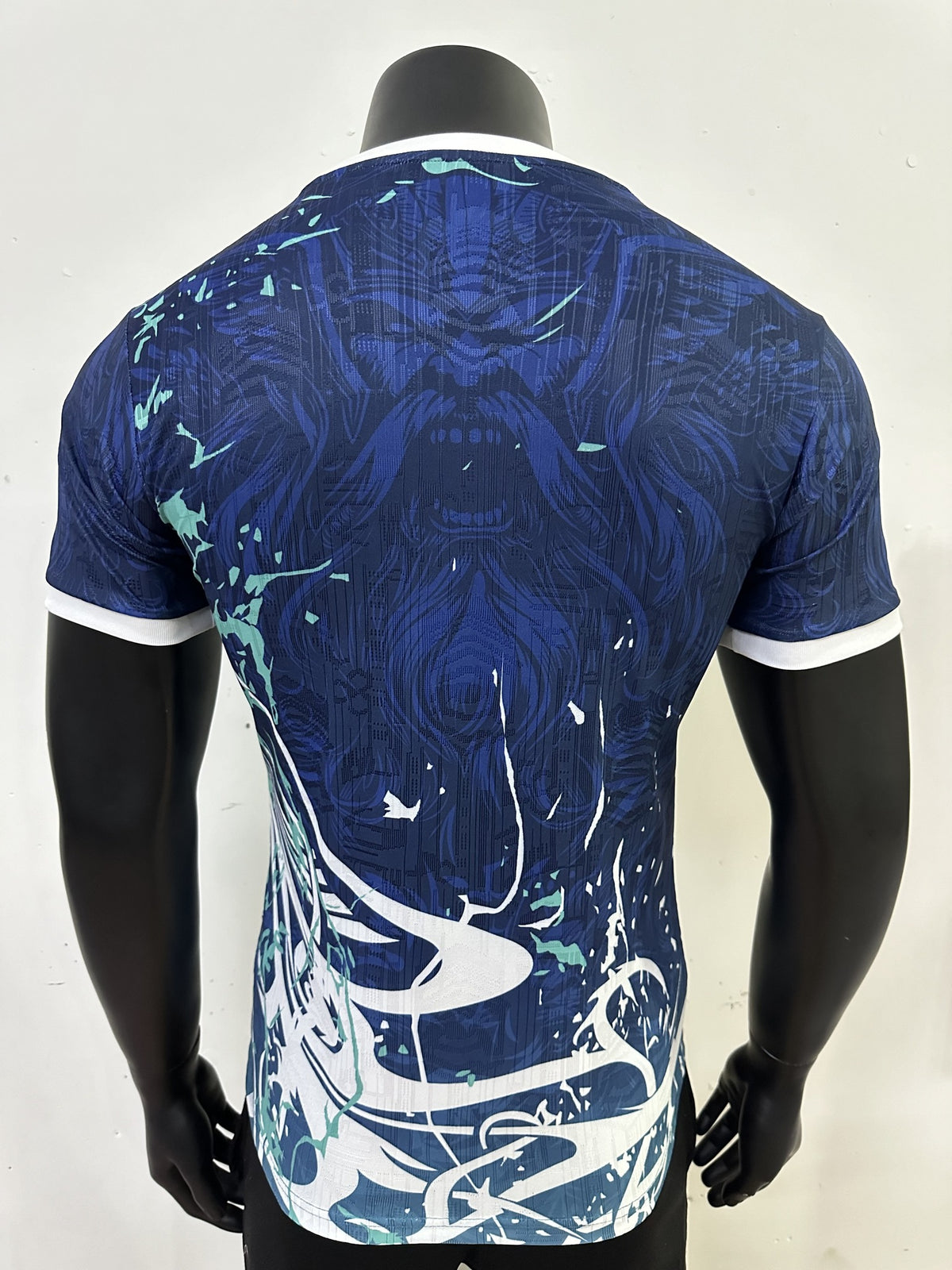Real Madrid Player 25/26 Warrior Special Edition Kit – image 2