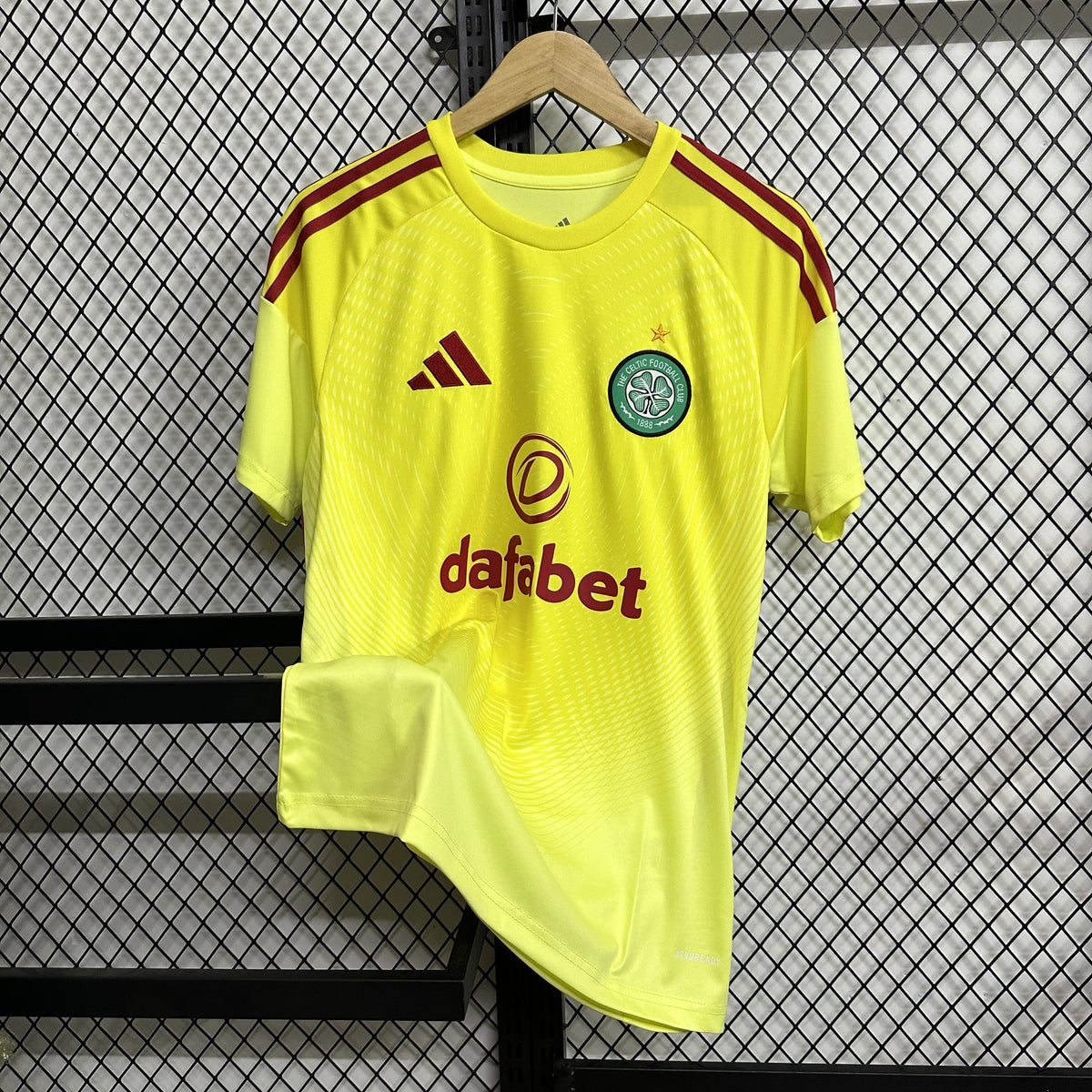 Celtic 25/26 Goalkeeper Kit – image 3