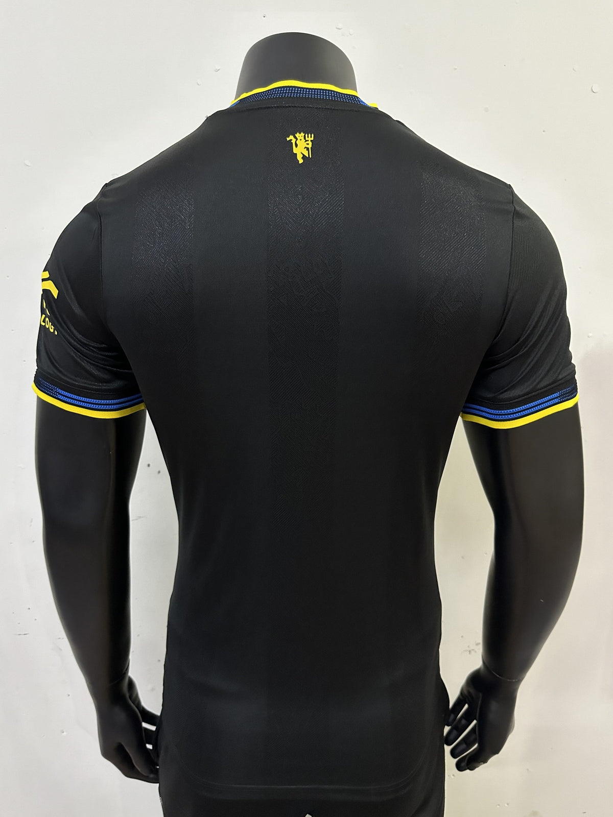 Manchester United Player 25/26 Third Kit – image 2