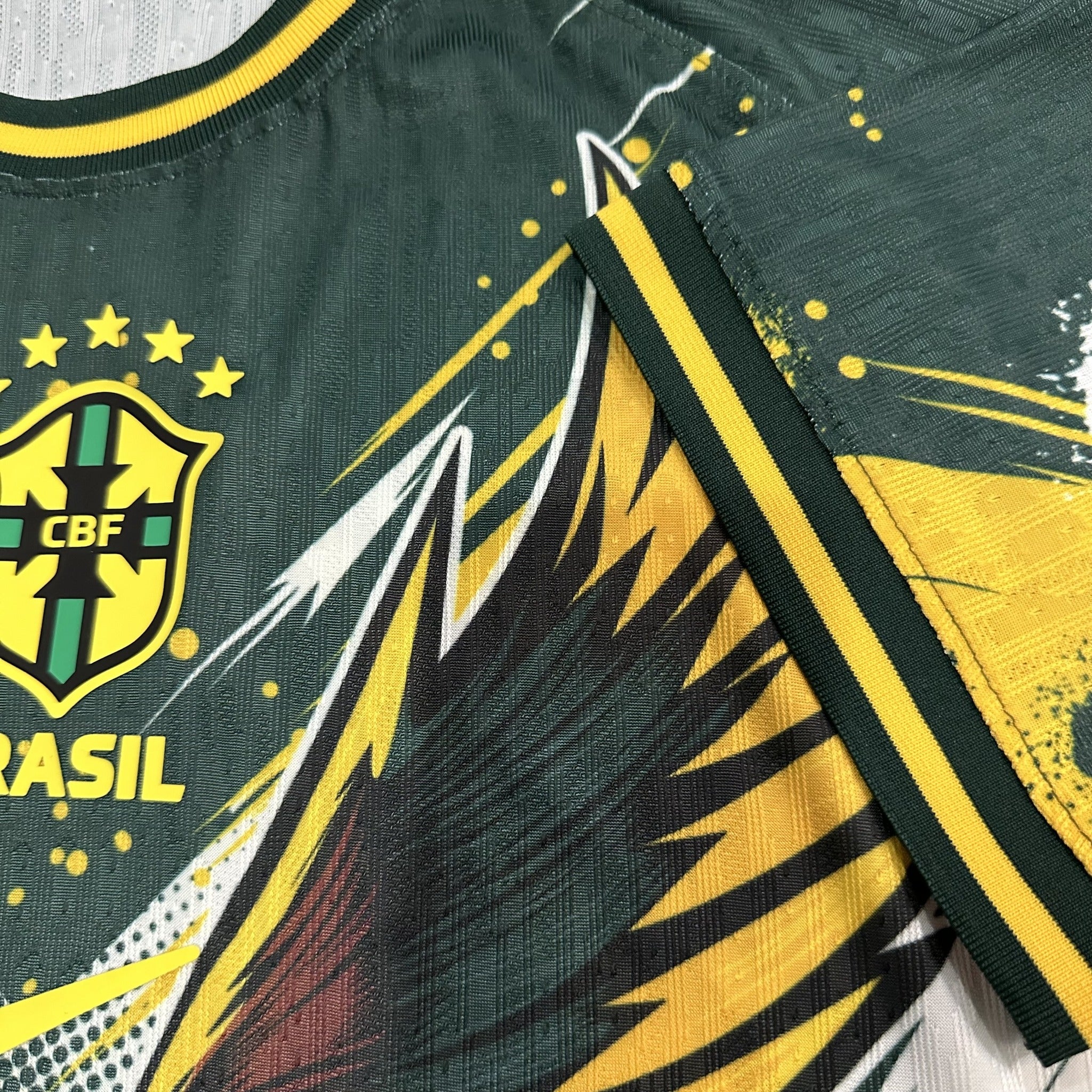 Brazil Player 25/26 Flying Eagle Special Edition Kit – image 10