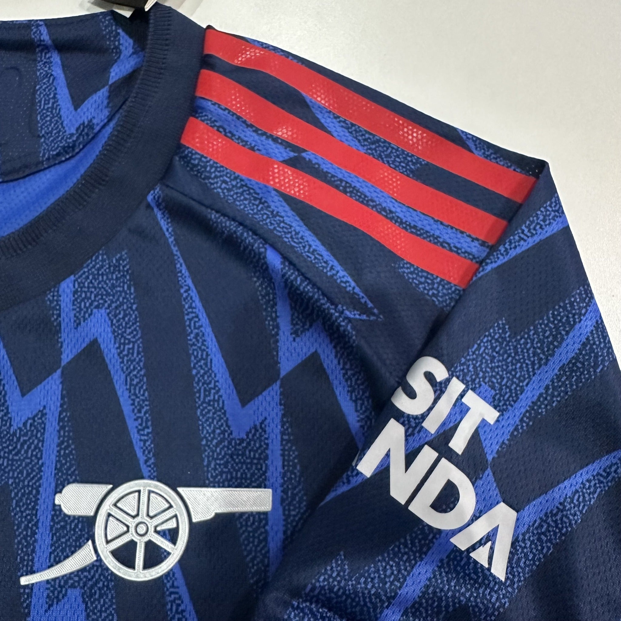 Arsenal Player 25/26 Away Kit – image 9