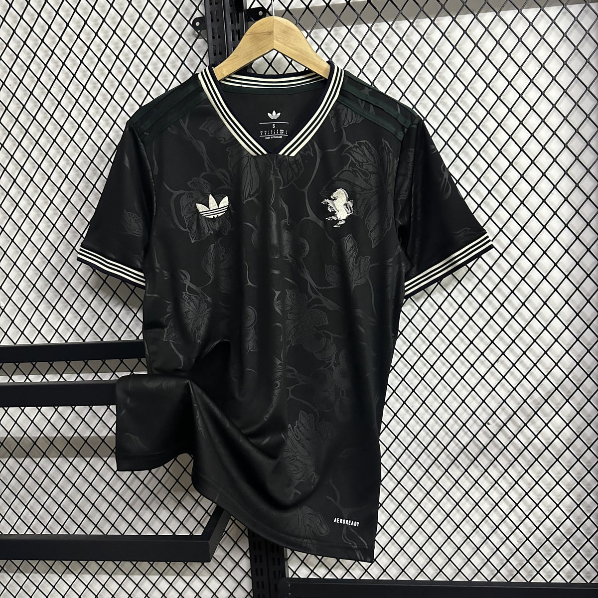 Juventus 25/26 Third Kit – image 3