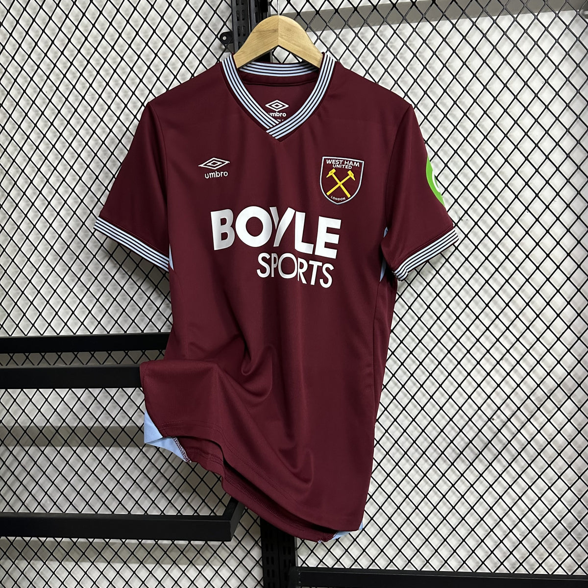 West Ham United 25/26 Home Kit – image 3