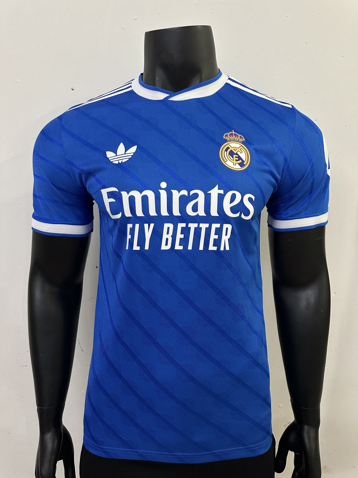 Real Madrid Player 25/26 Third Kit – image 1