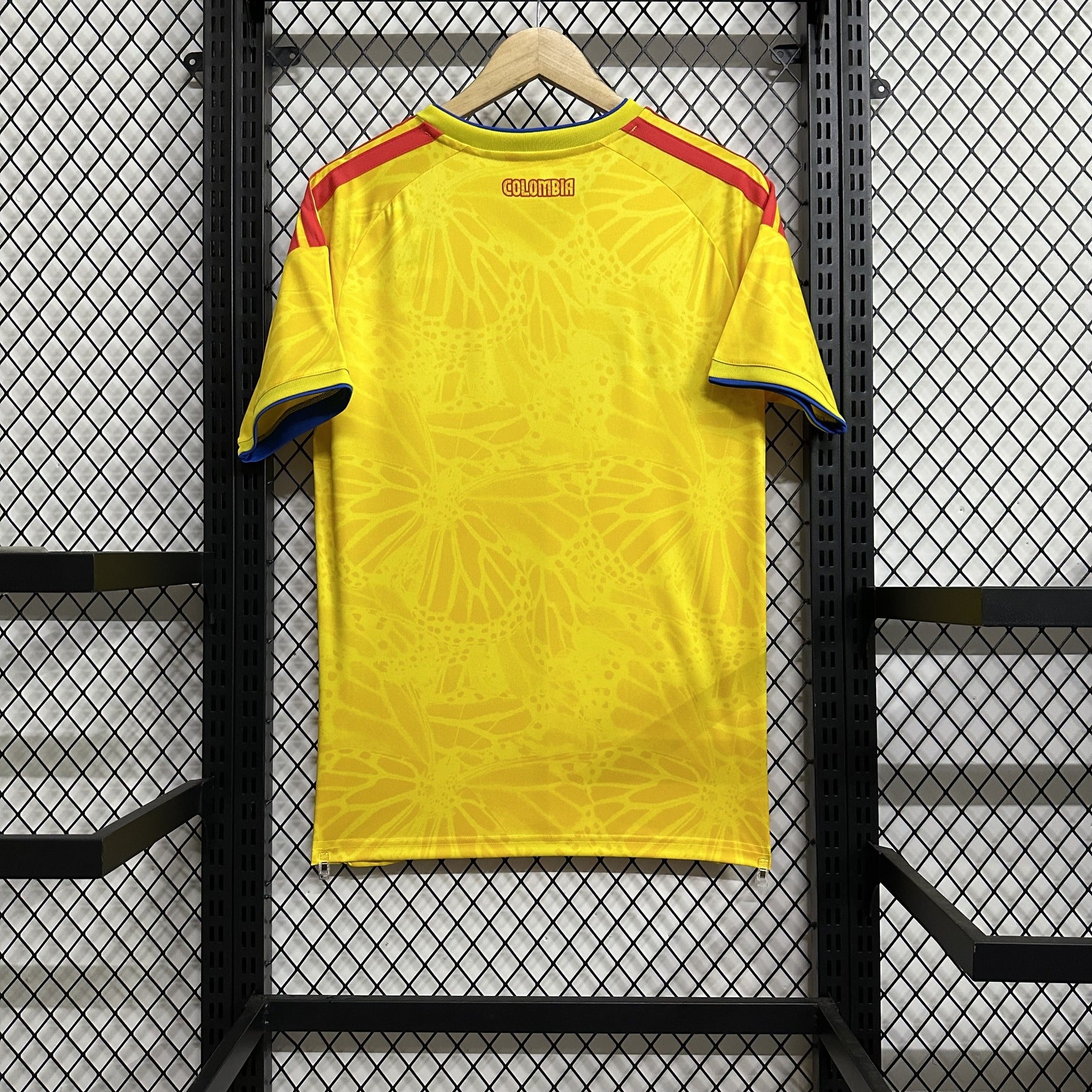 Colombia 26/27 Home Kit – image 2