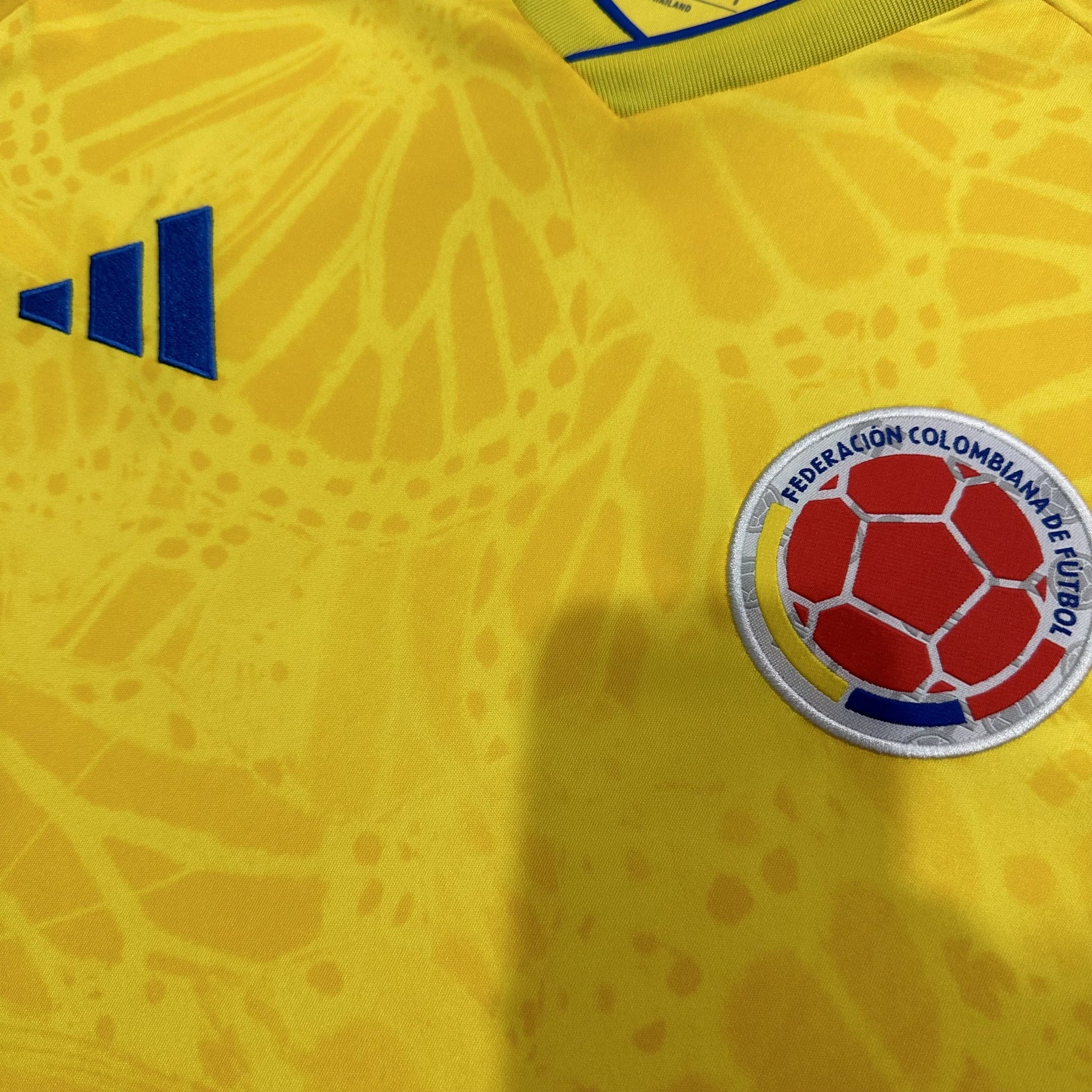 Colombia 26/27 Home Kit – image 4
