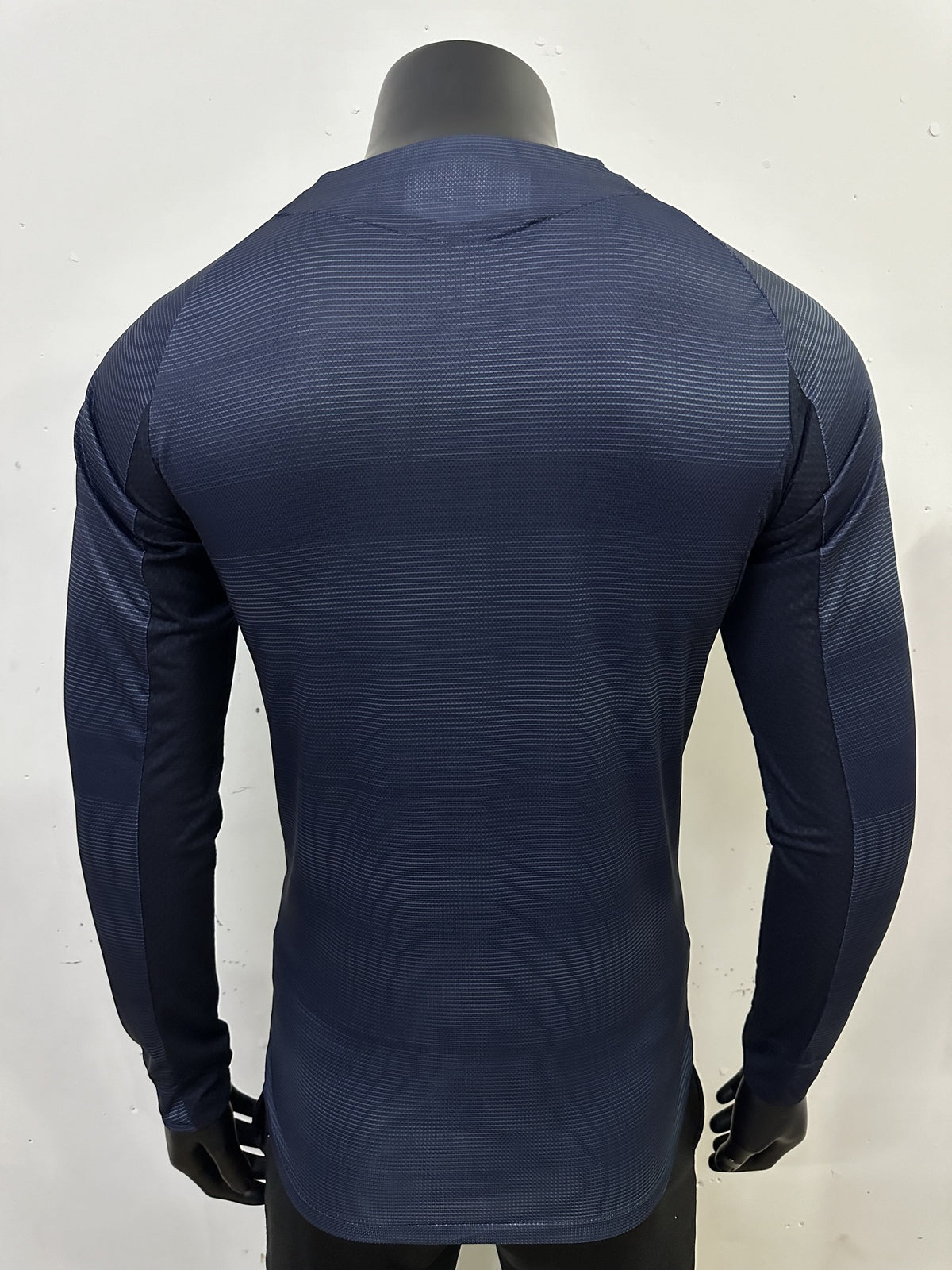 Real Madrid Player 25/26 Away Long Sleeve Kit – image 2