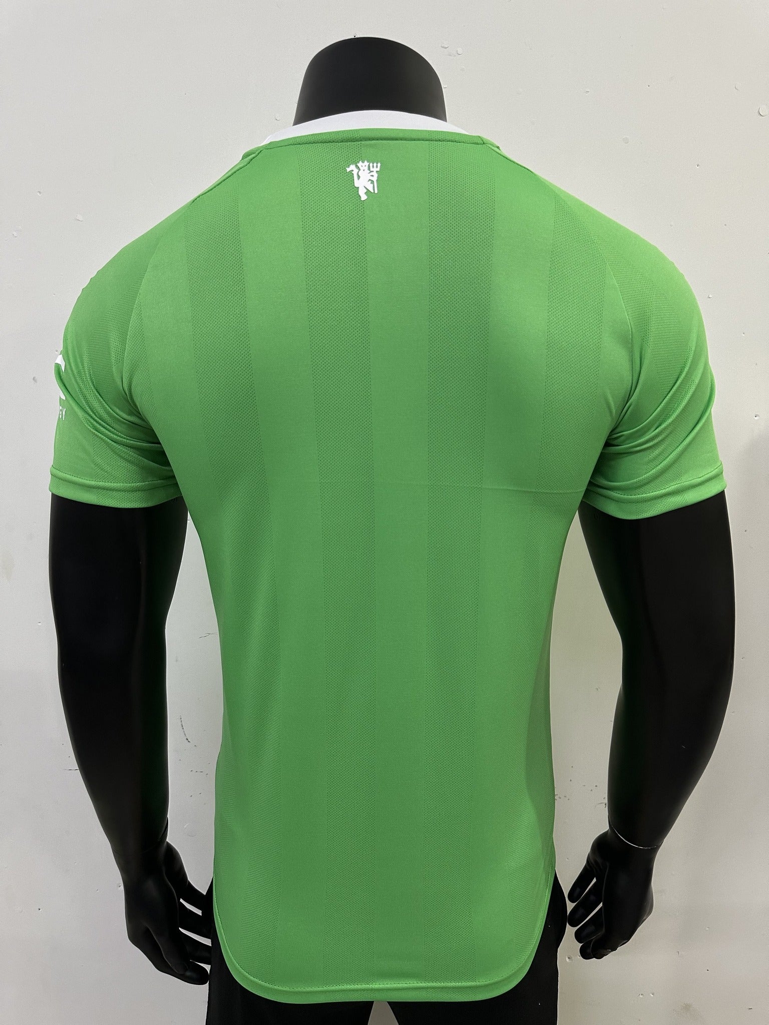 Manchester United Player 25/26 Goalkeeper Kit – image 2