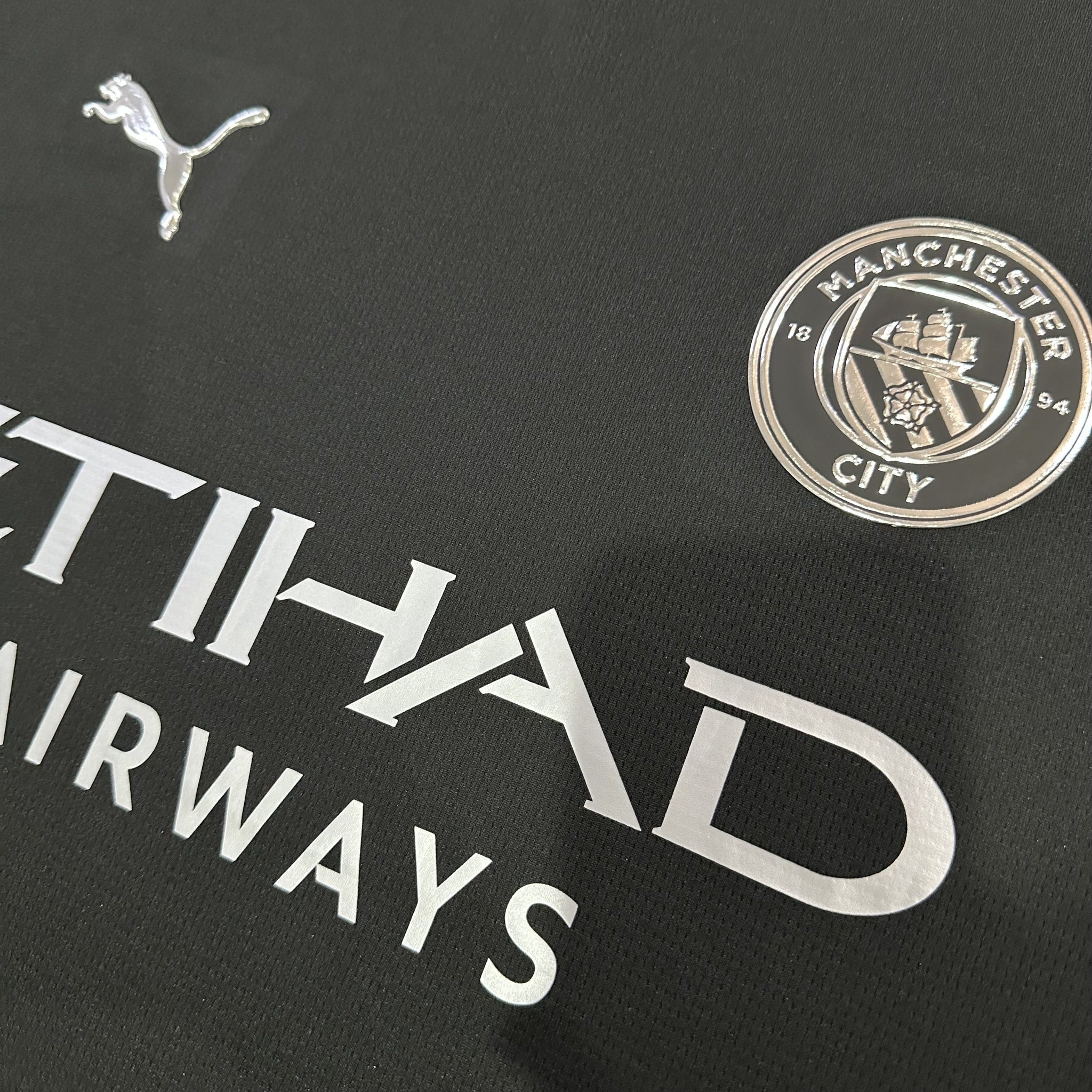 Manchester City 25/26 Away Kit – image 4