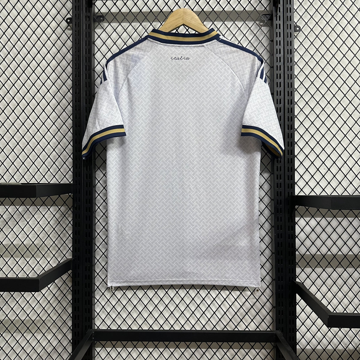Italy 26/27 Away Kit – image 2