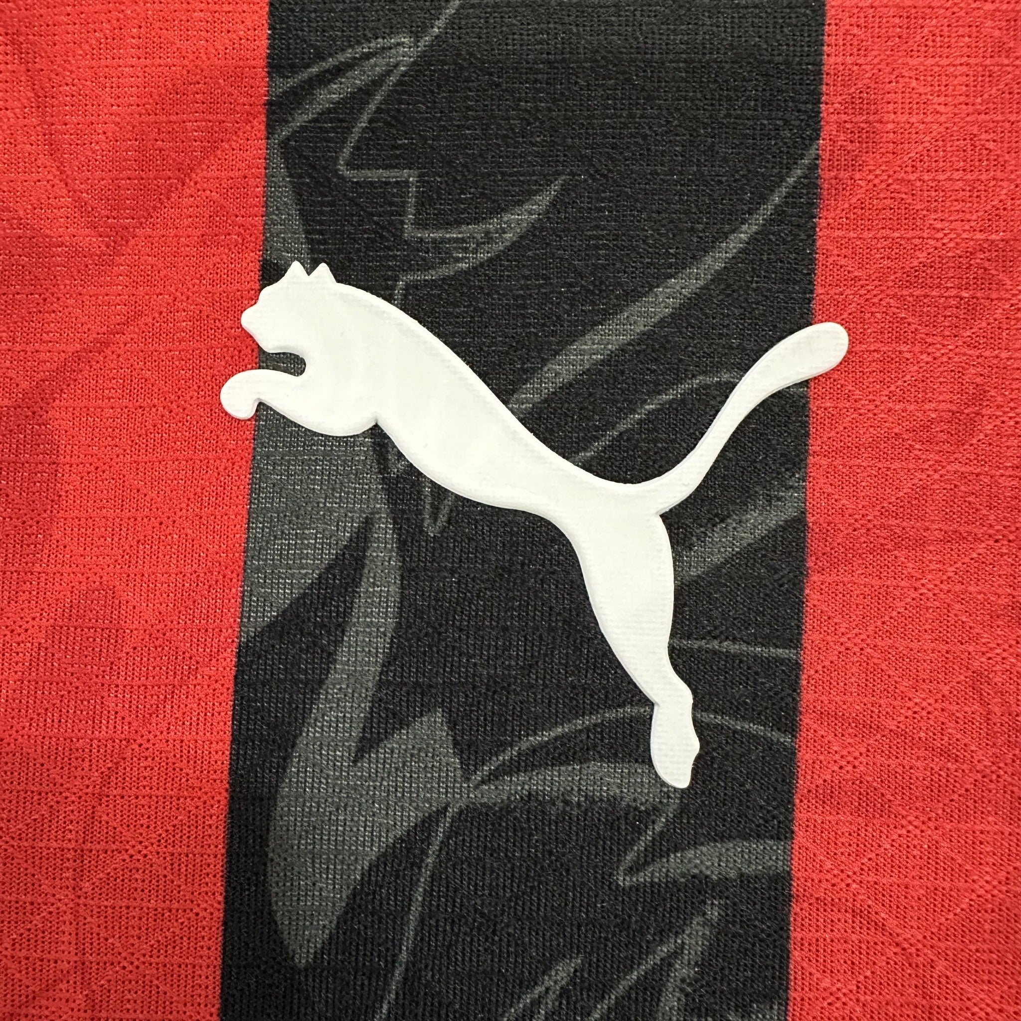 AC Milan Player 25/26 Home Long Sleeve Kit – image 7
