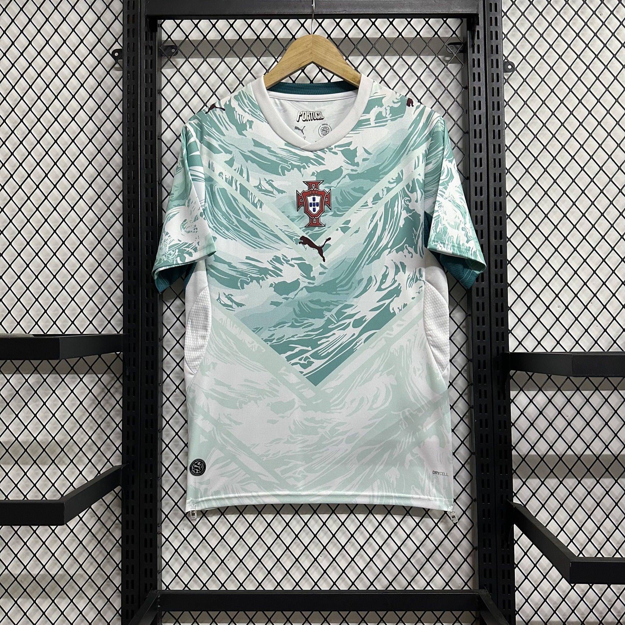 Portugal 26/27 Away Kit – image 1