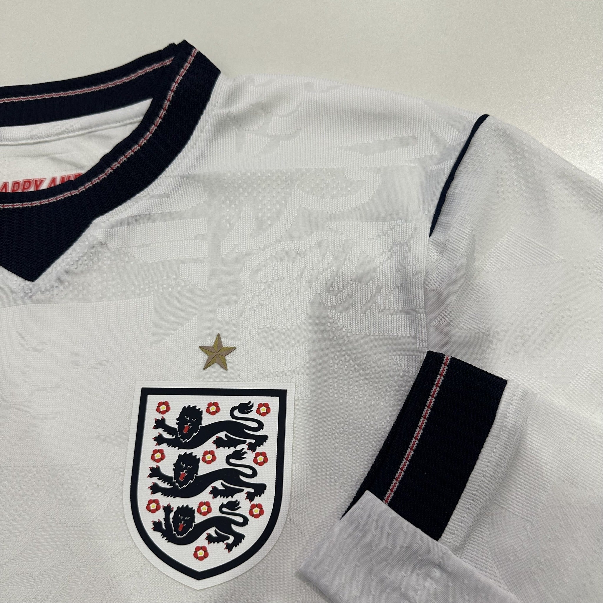 England Player 26/27 Home Long Sleeve Kit – image 9
