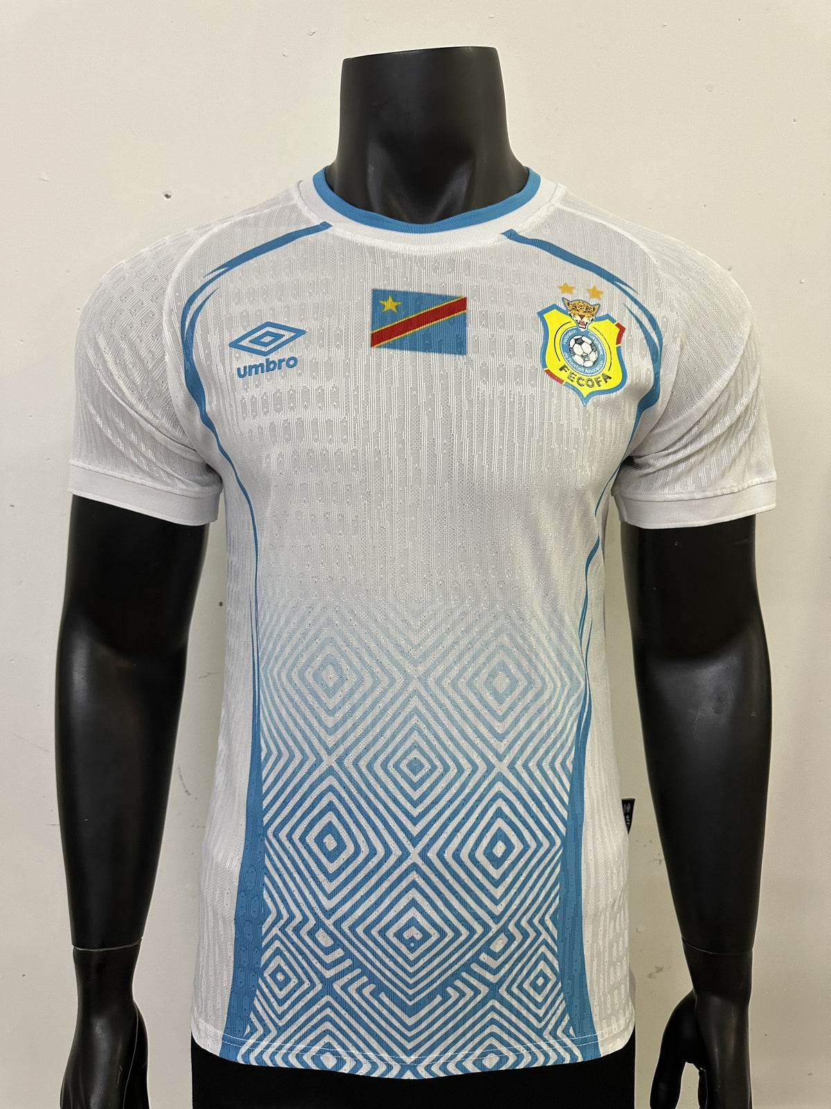 Congo Player 26/27 White Special Edition Kit – image 1