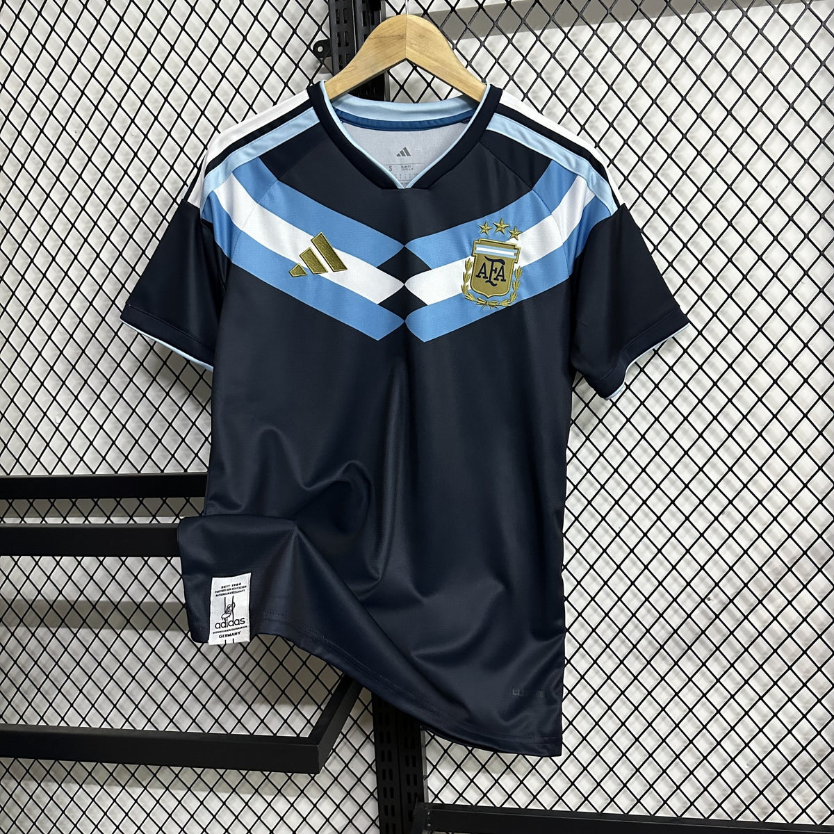 Argentina 26/27 Design Royal Blue Special Edition Kit – image 3