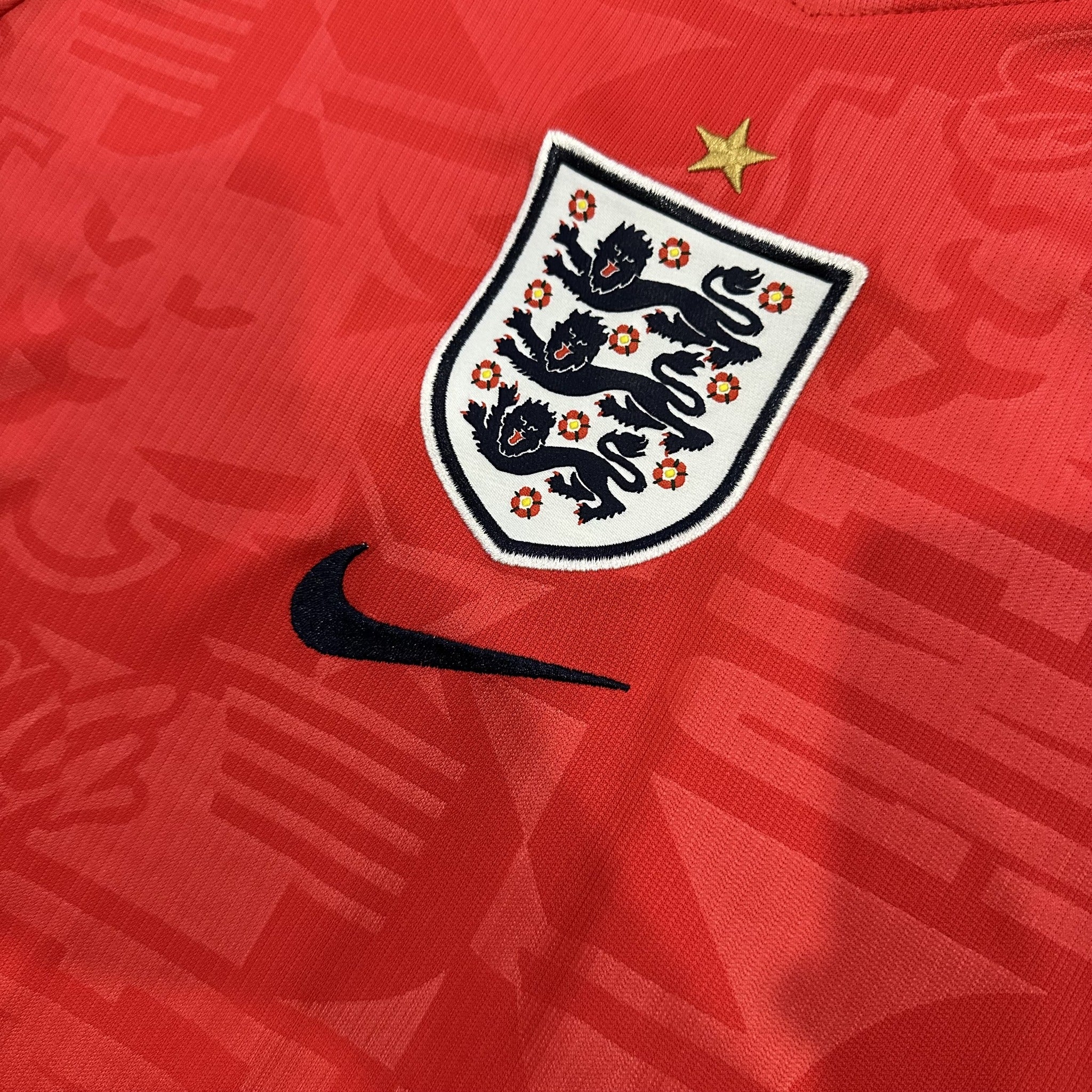 England 26/27 Away Kit – image 4