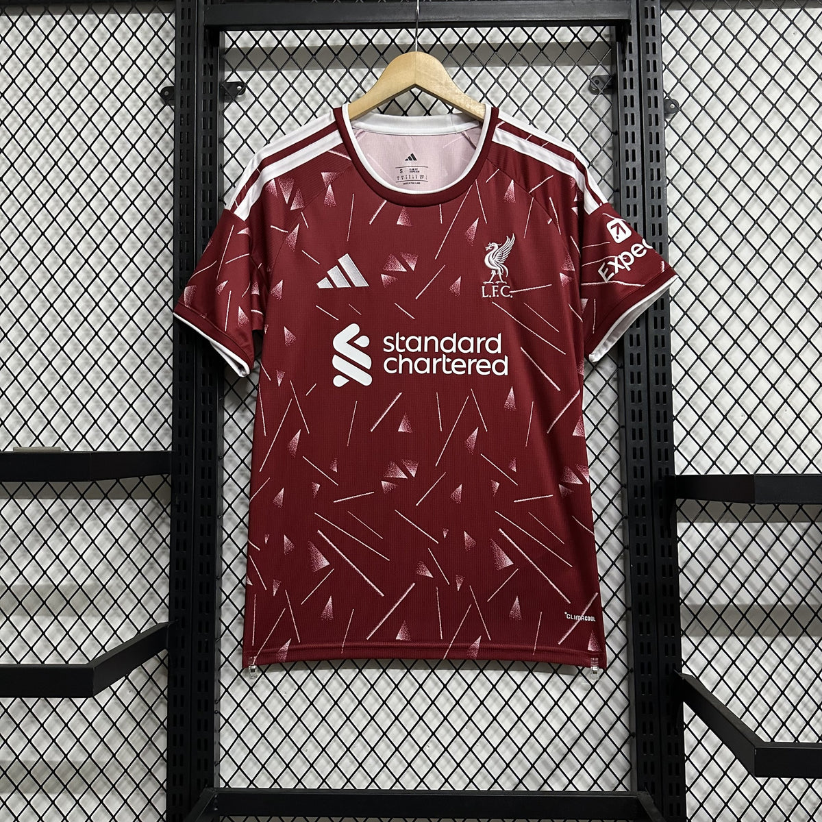 Liverpool 26/27 Home Kit – image 1